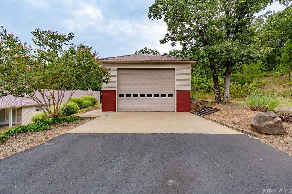 104 Lake Ridge Drive