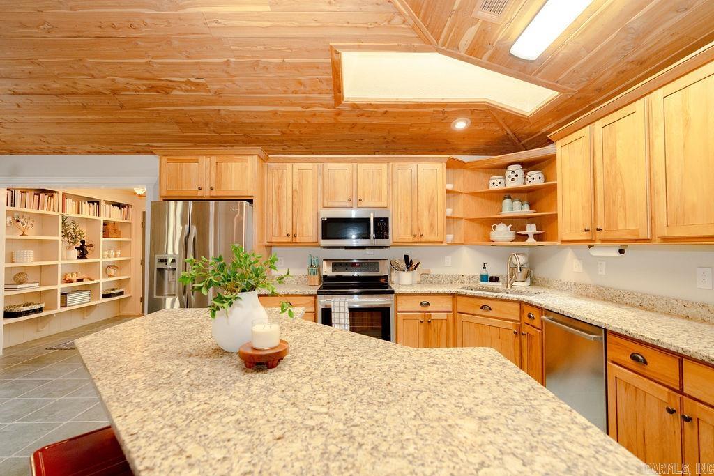 104 Lake Ridge Drive