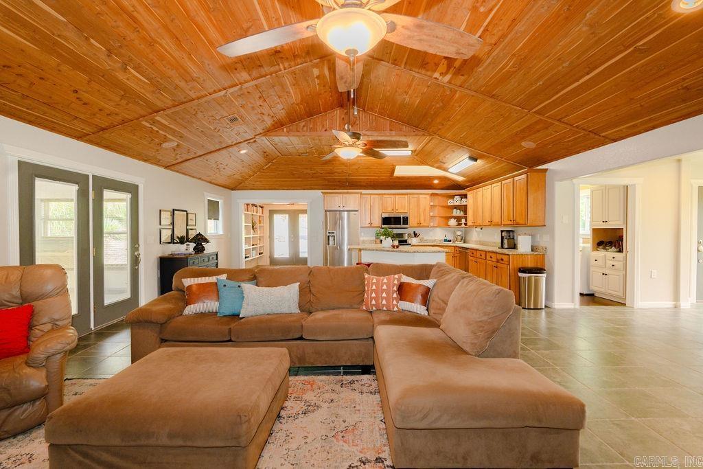 104 Lake Ridge Drive