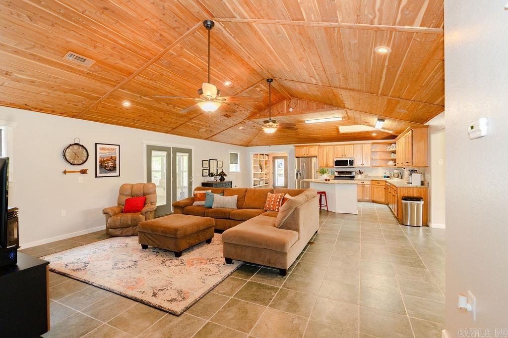 104 Lake Ridge Drive