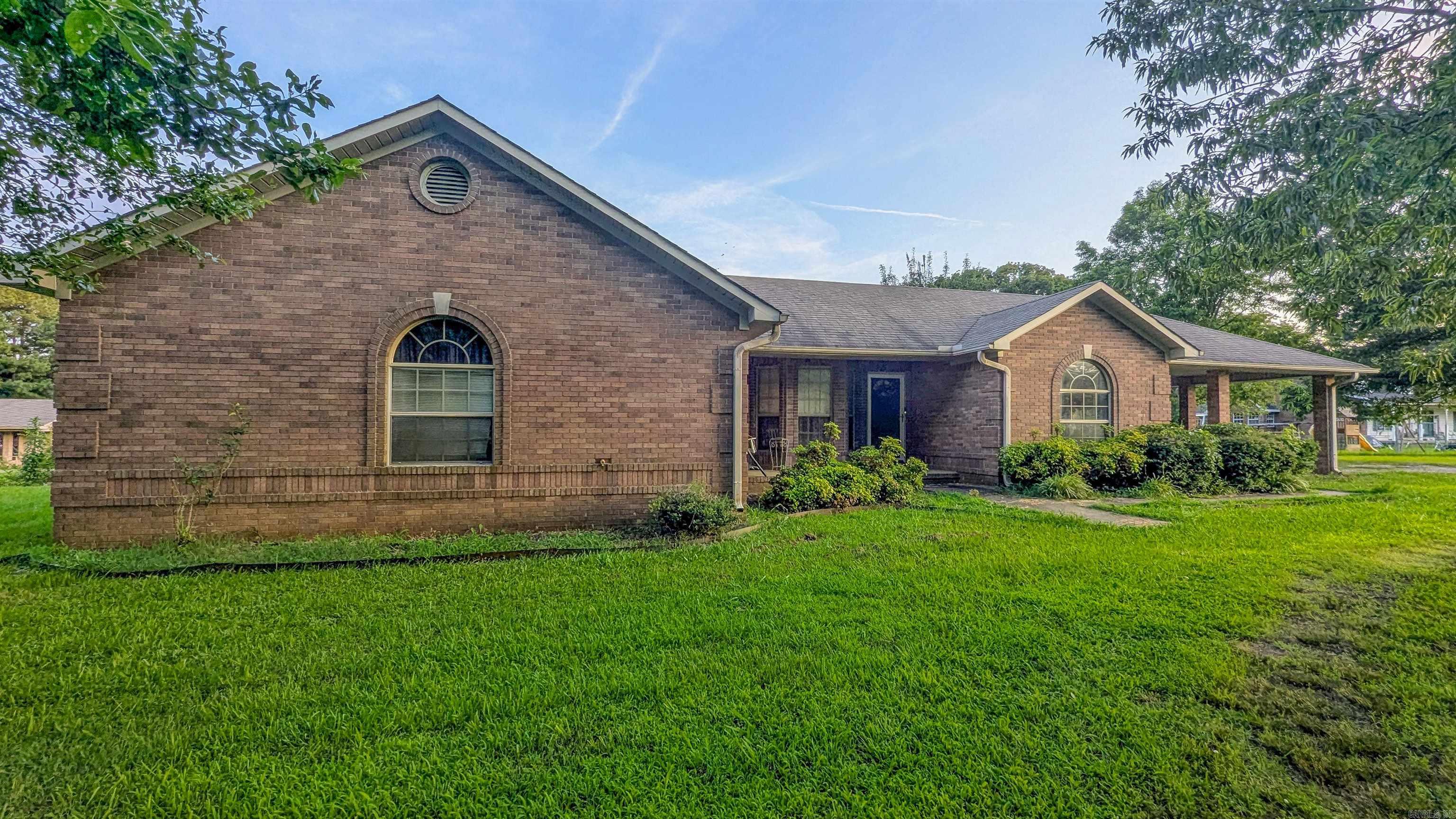 1038 Velvet Ridge Road