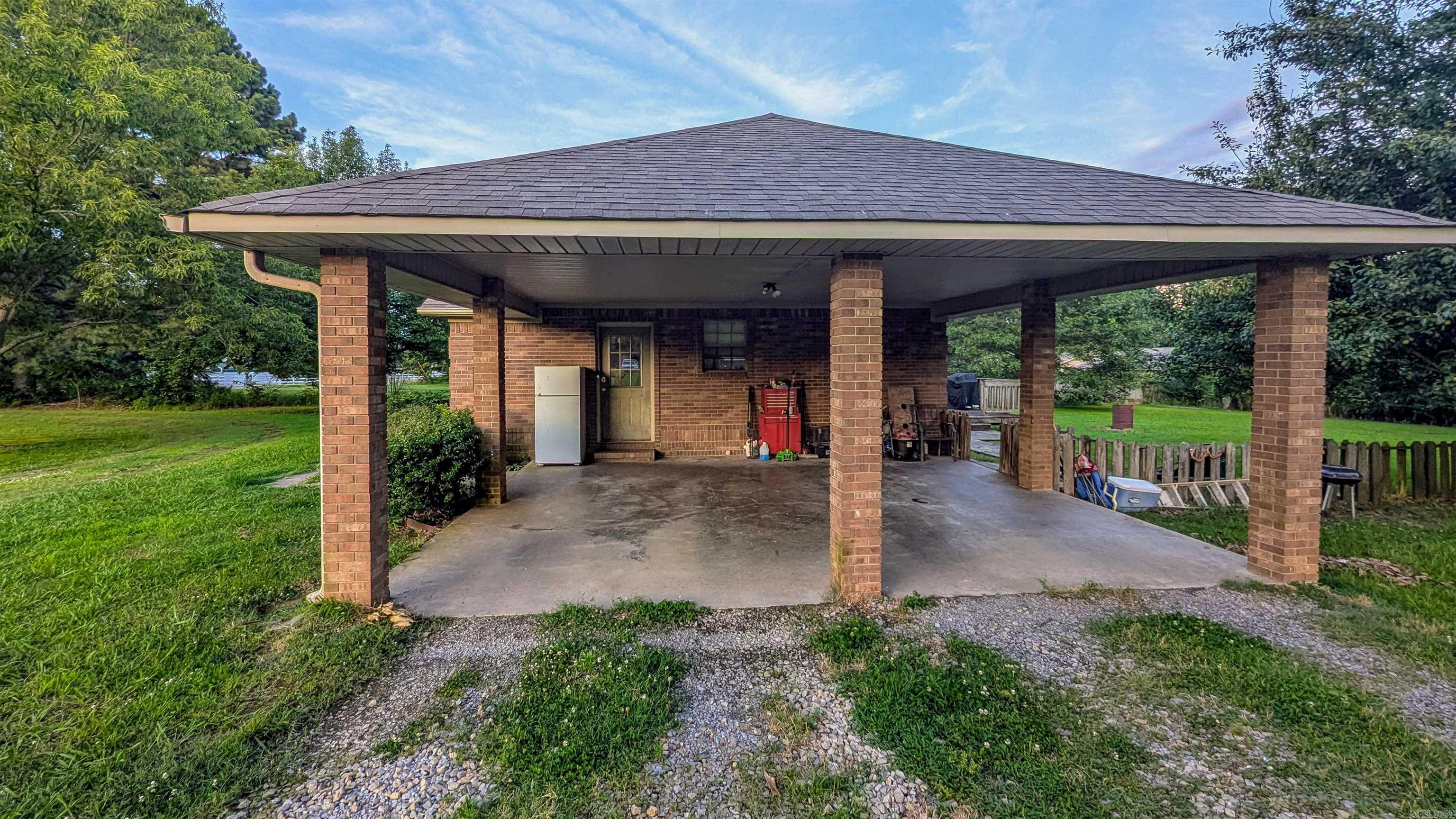 1038 Velvet Ridge Road