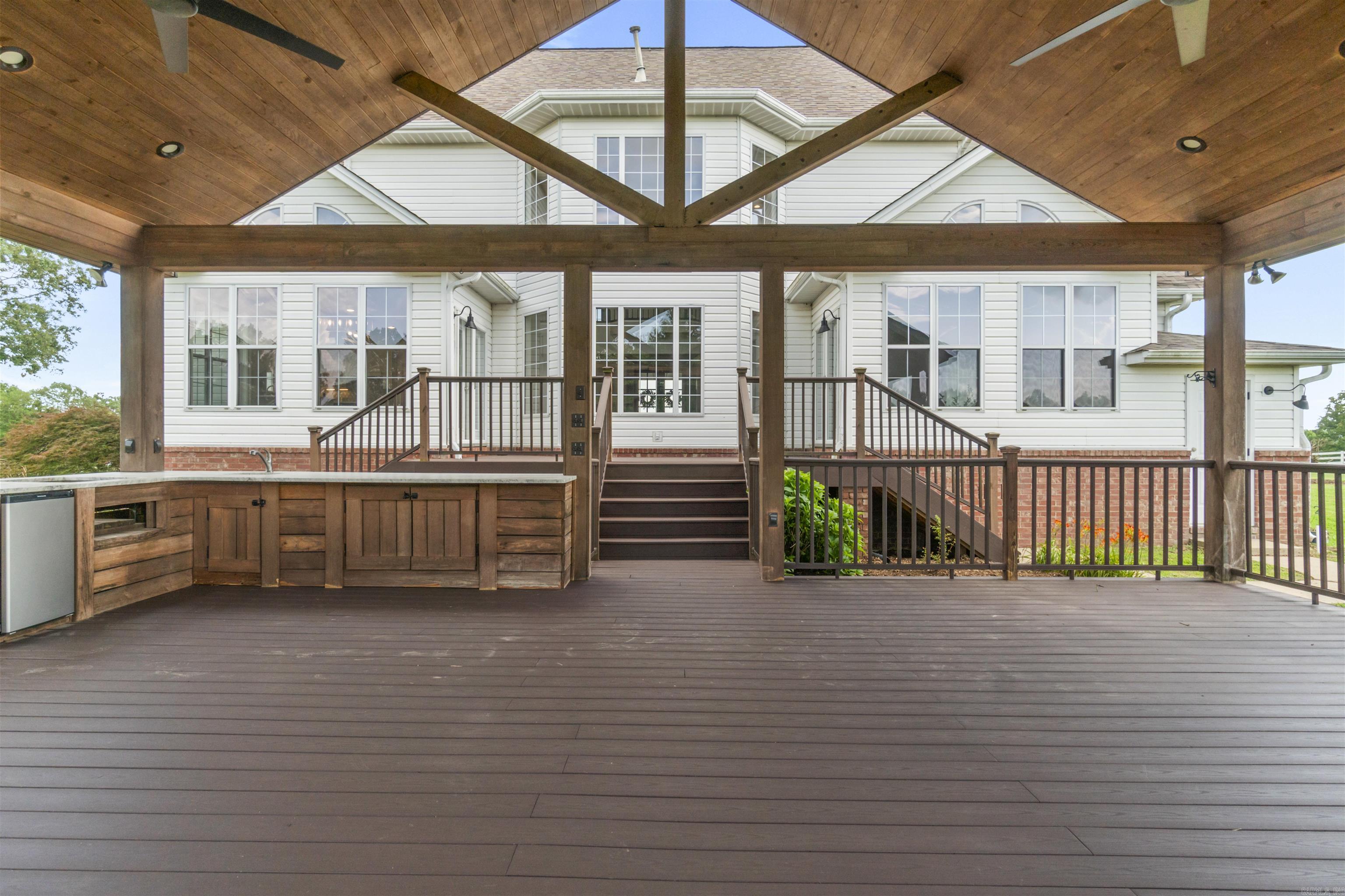 4 Cedar Court