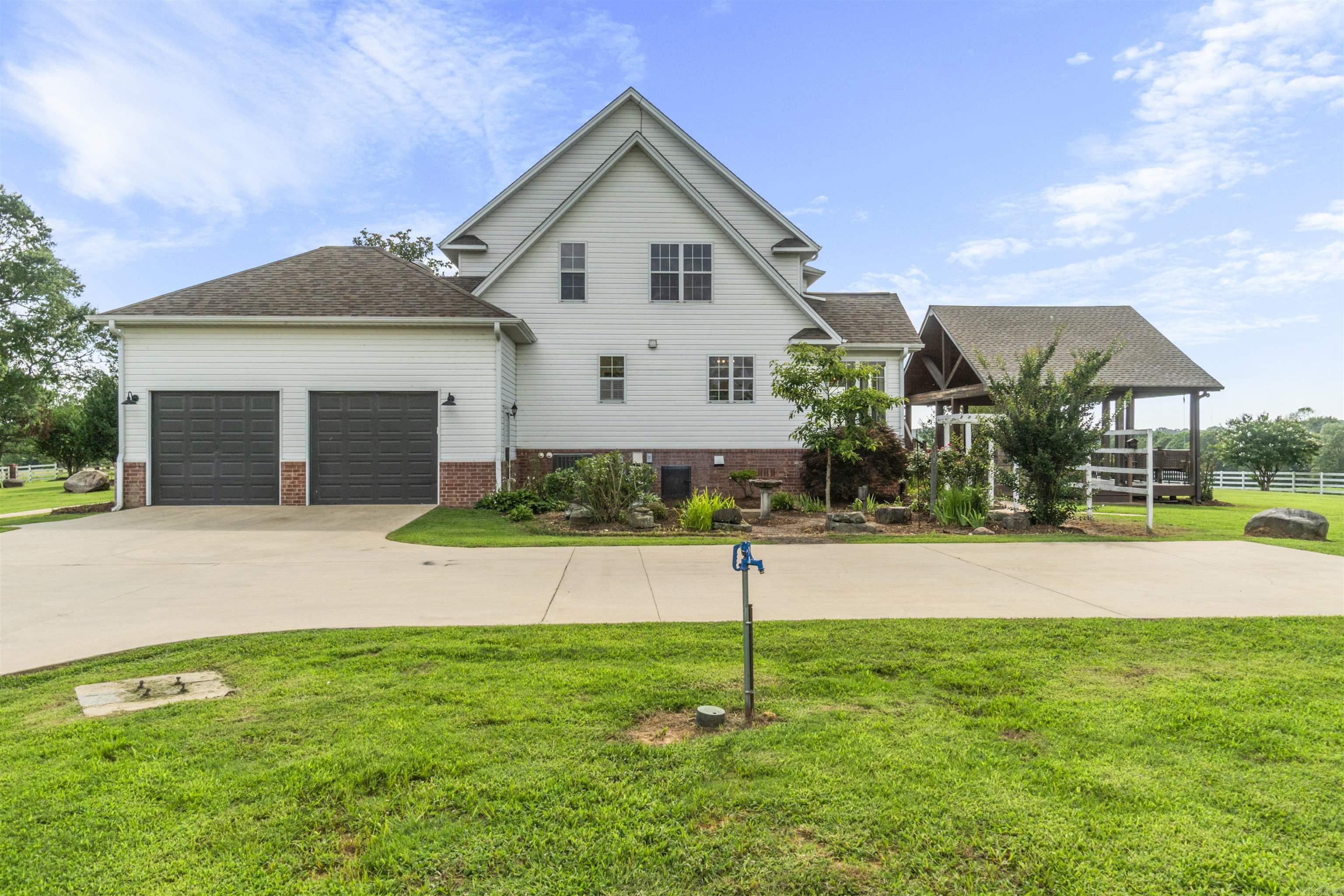 4 Cedar Court