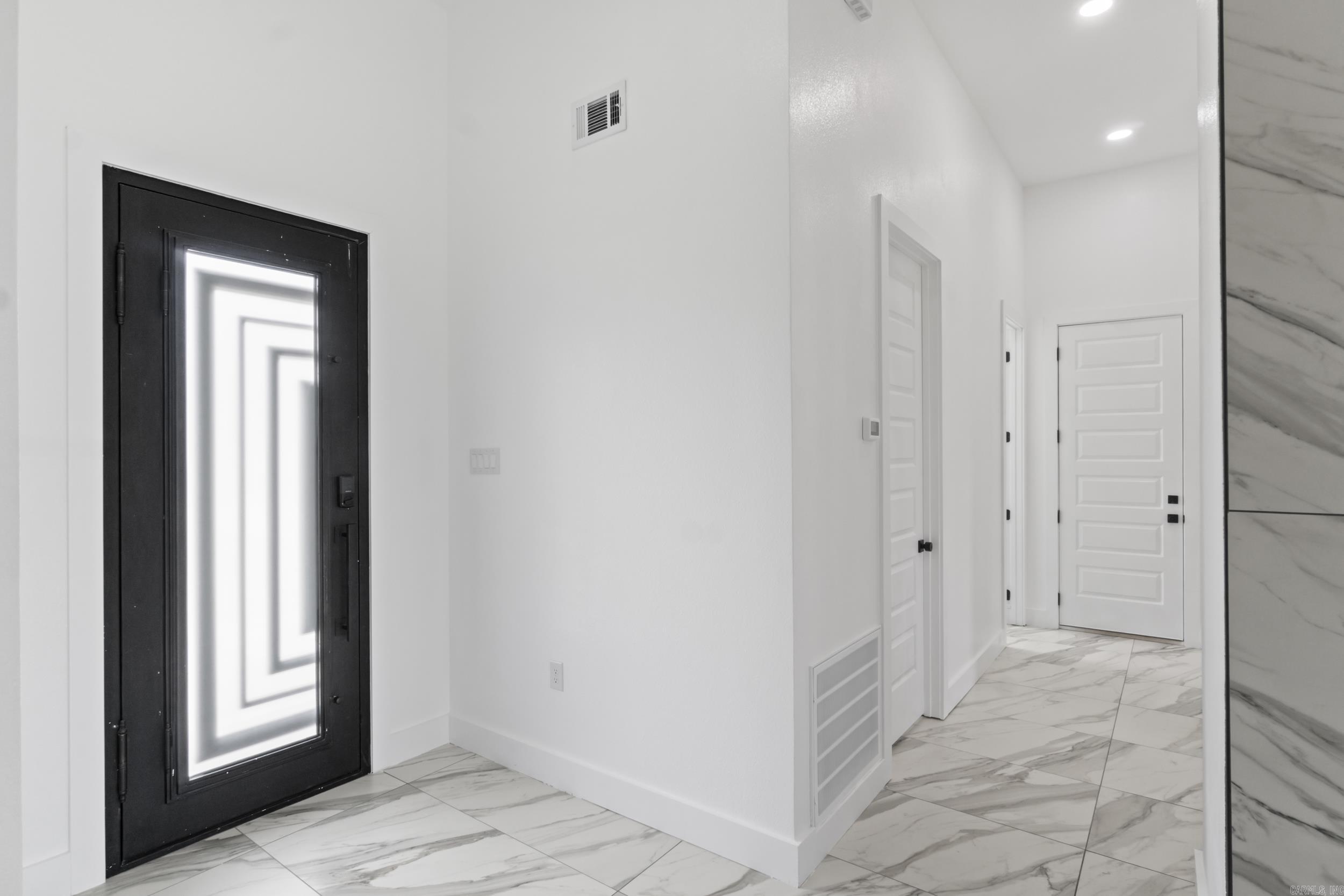 203 N Jeff Davis Avenue