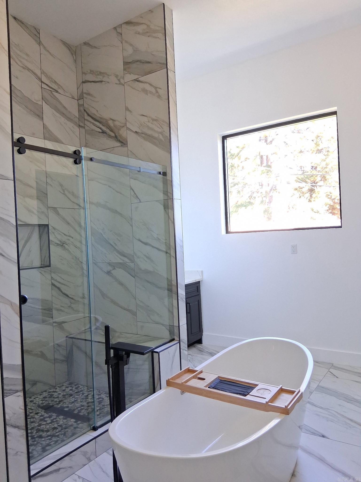 203 N Jeff Davis Avenue