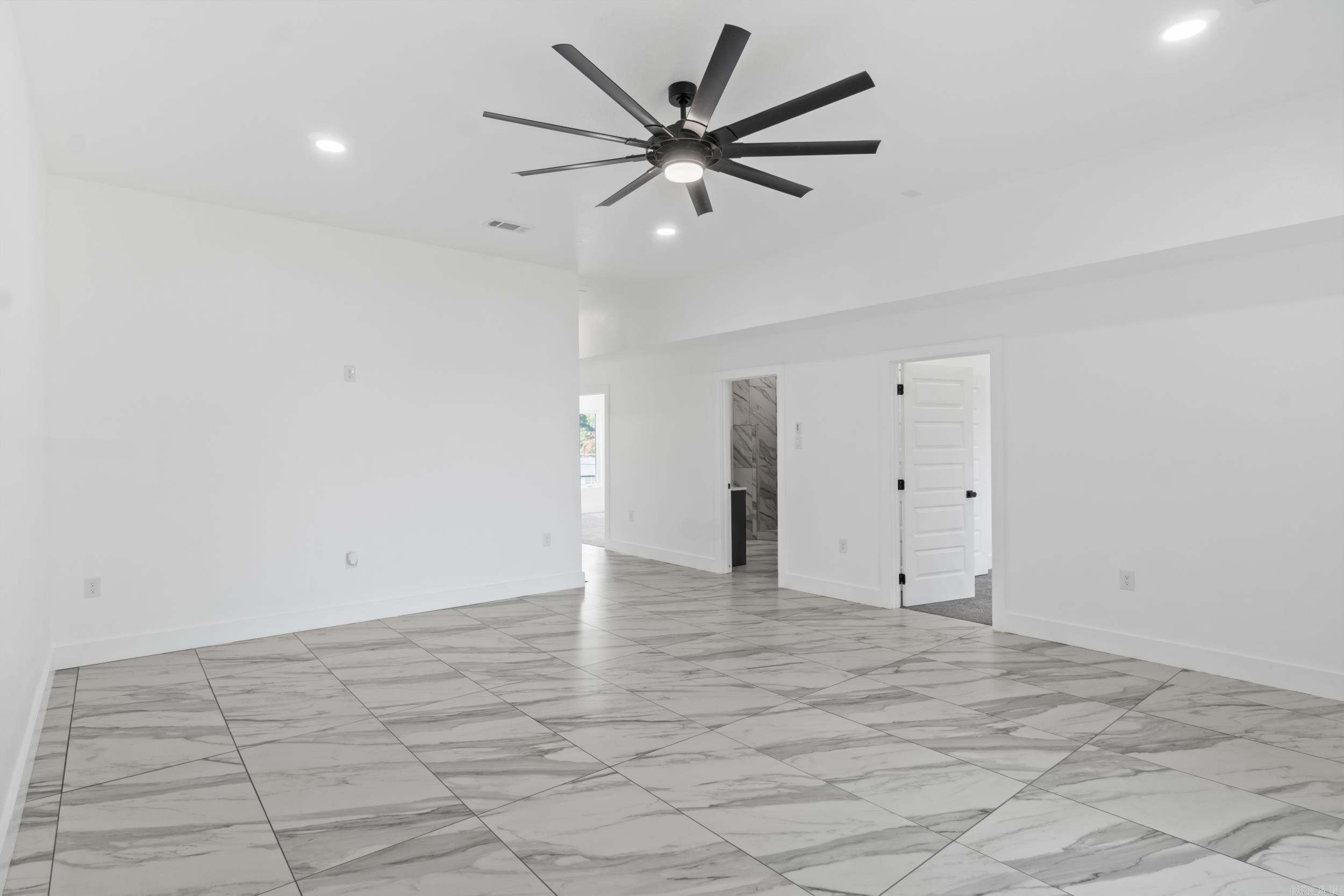 203 N Jeff Davis Avenue