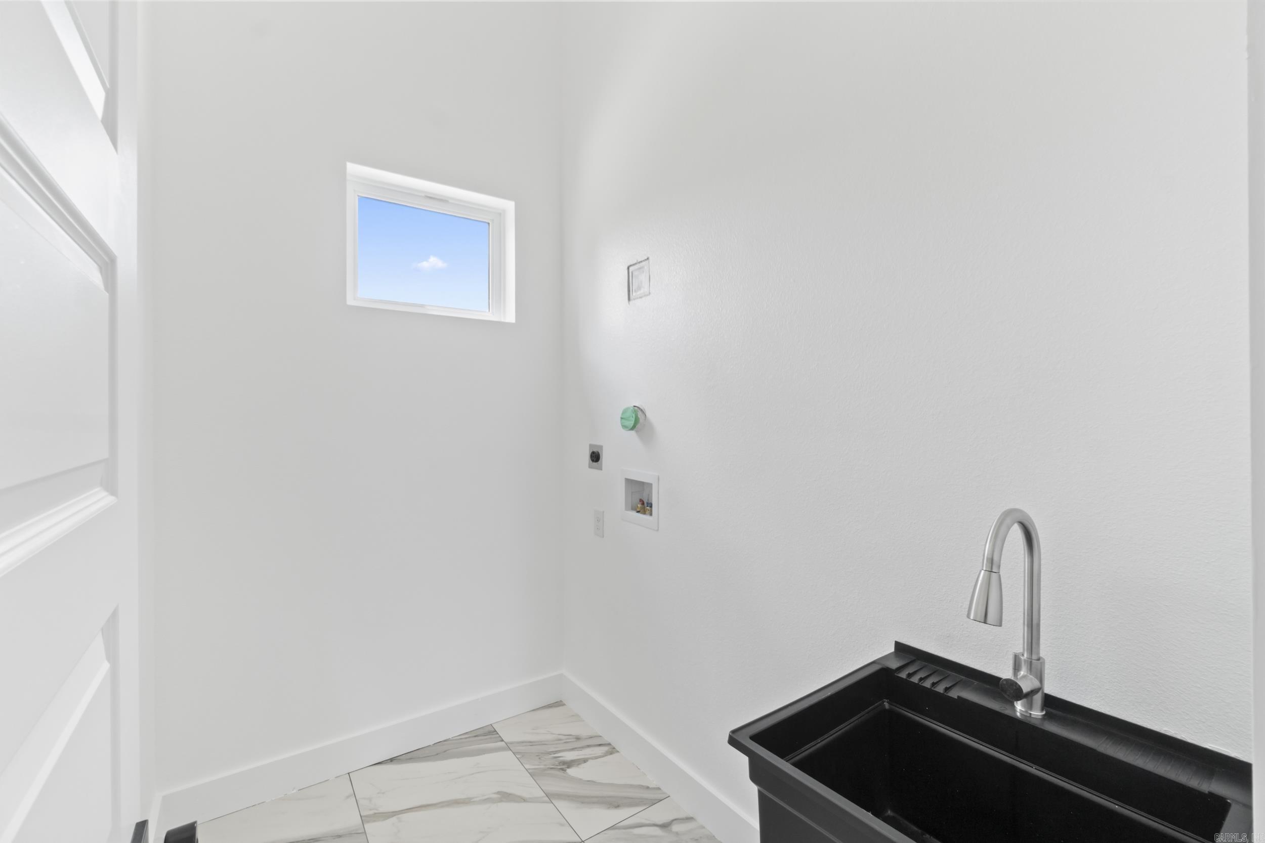 203 N Jeff Davis Avenue