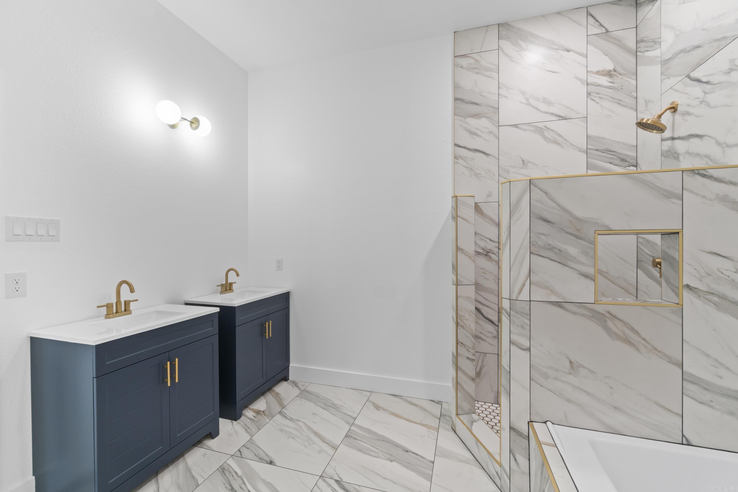 203 N Jeff Davis Avenue