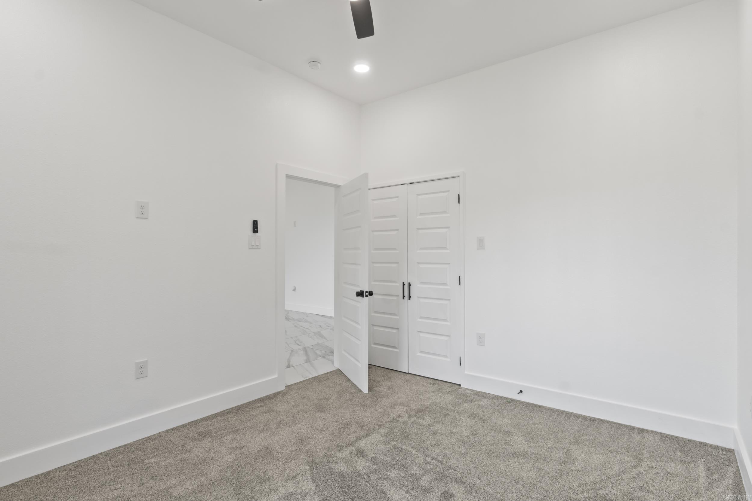 203 N Jeff Davis Avenue