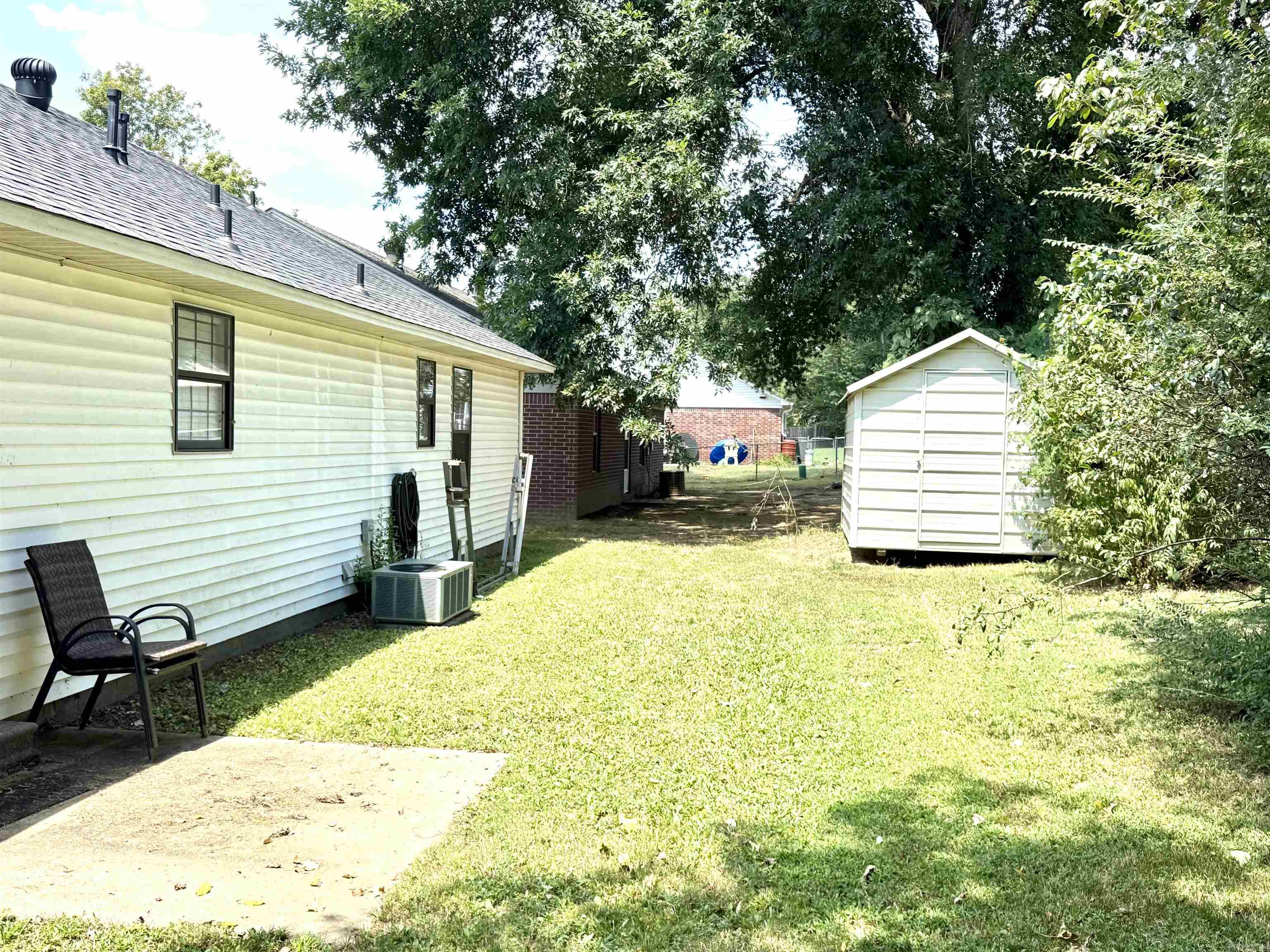 102 Lelia Lane