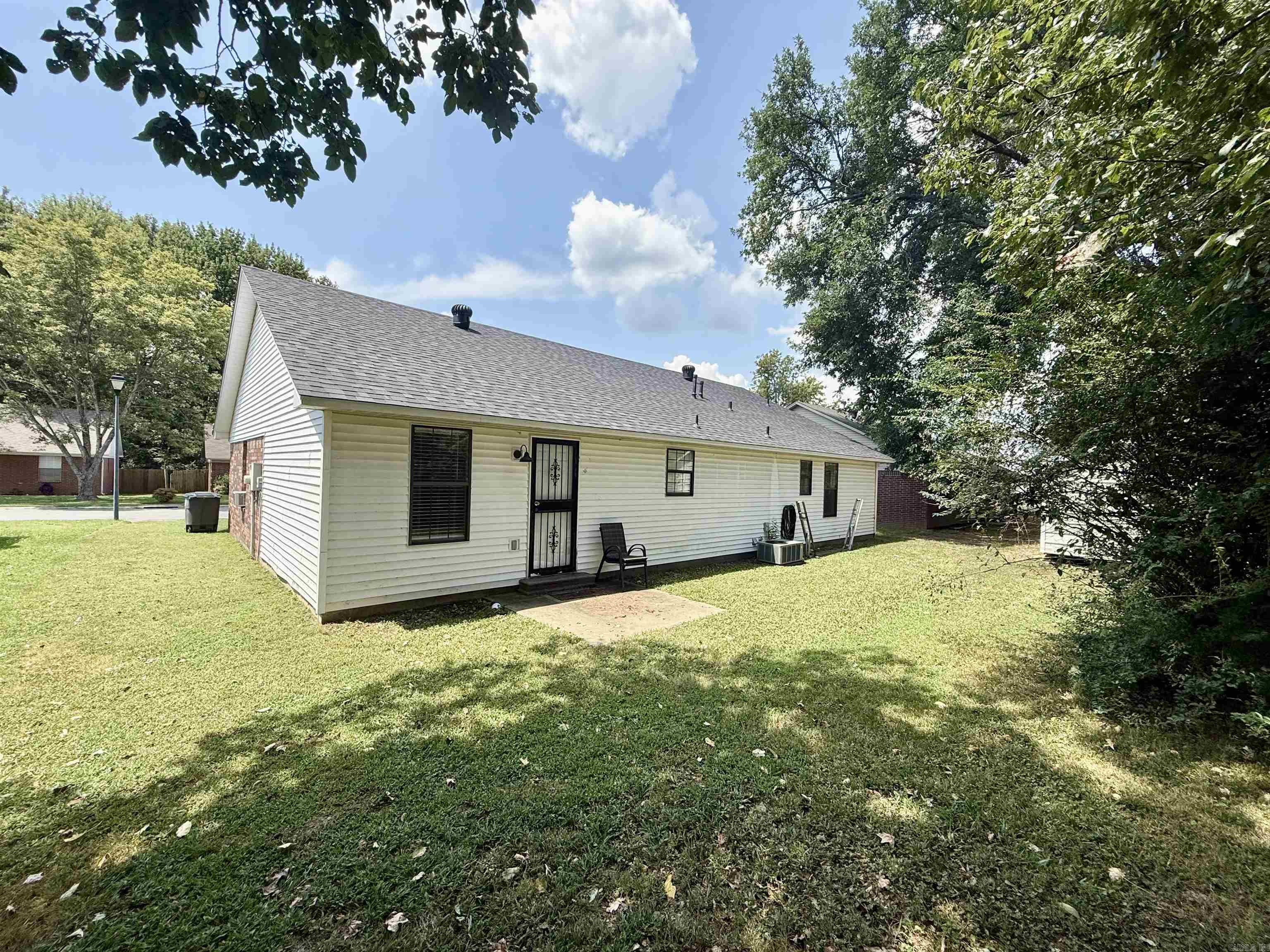 102 Lelia Lane