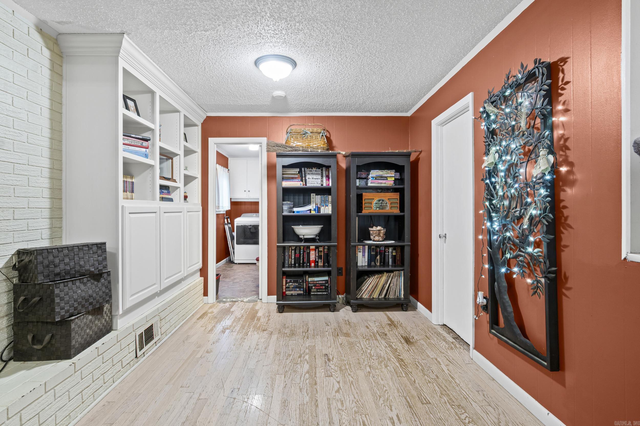 1108 Dobbins Drive