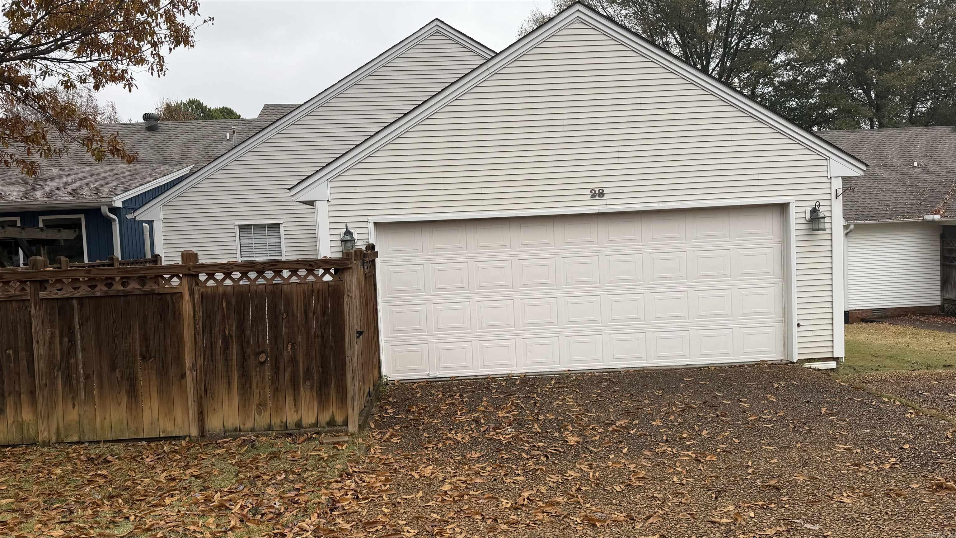 28 River Oaks Trace
