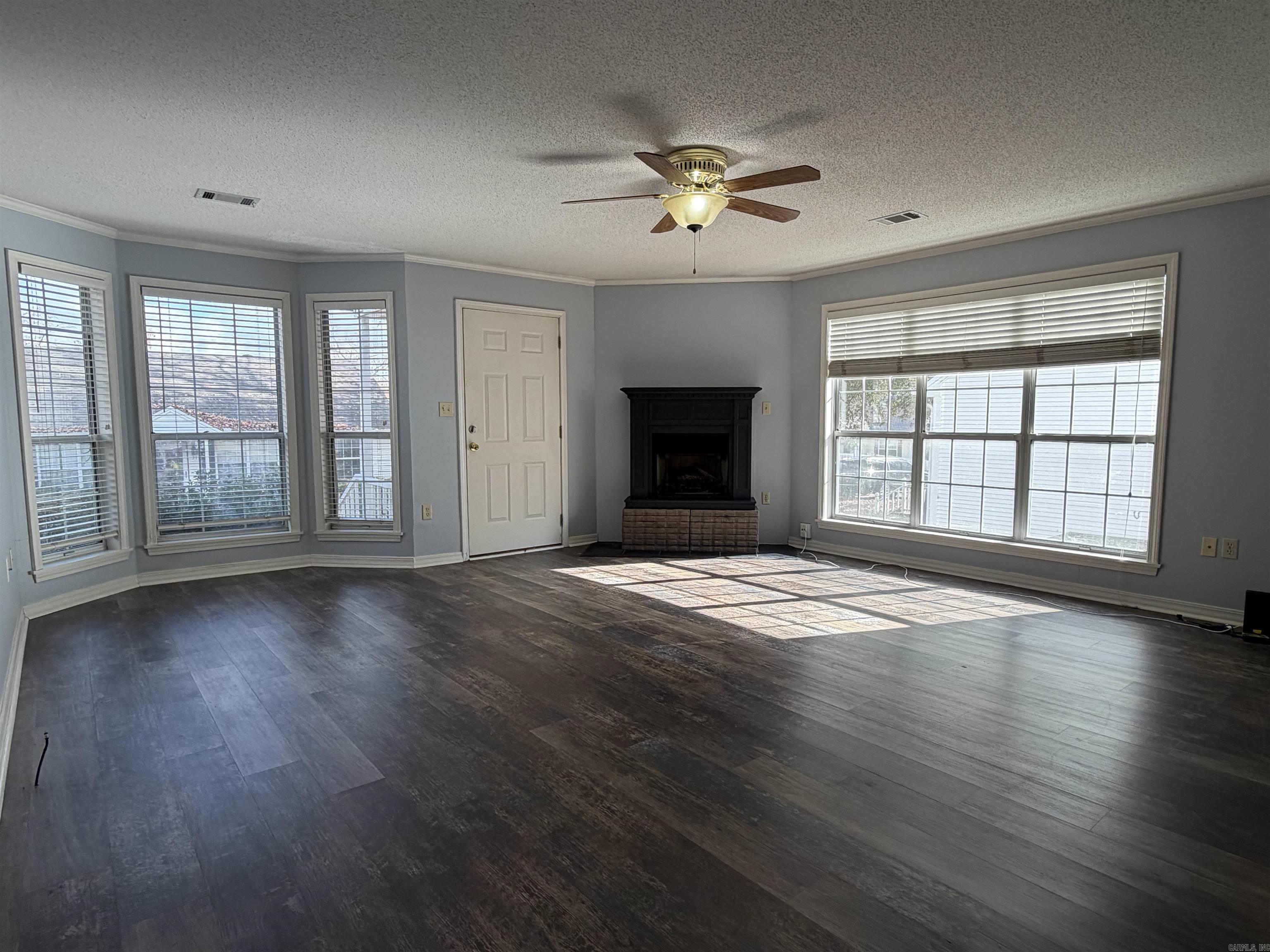28 River Oaks Trace
