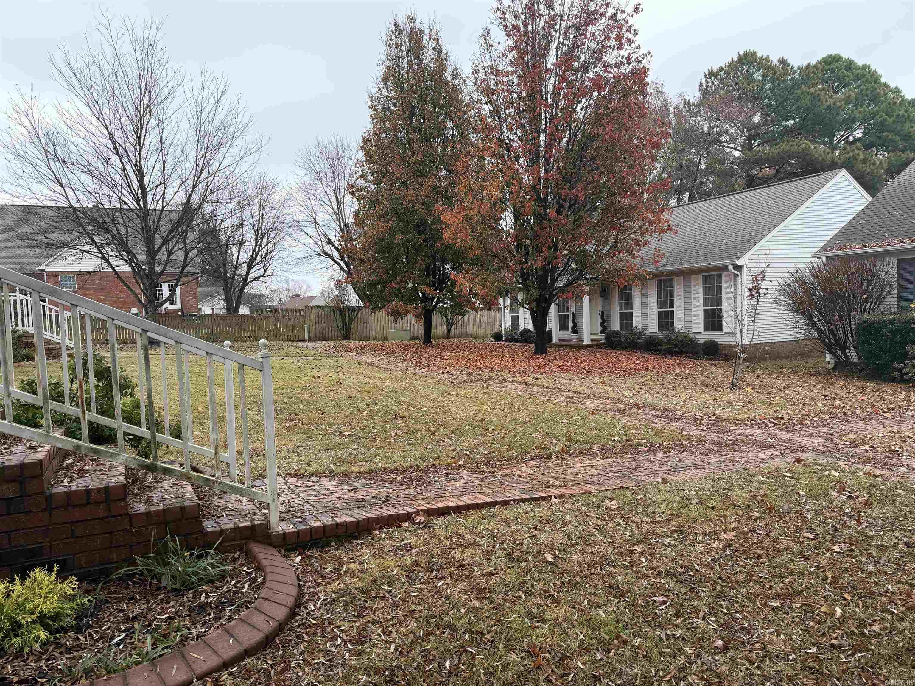28 River Oaks Trace
