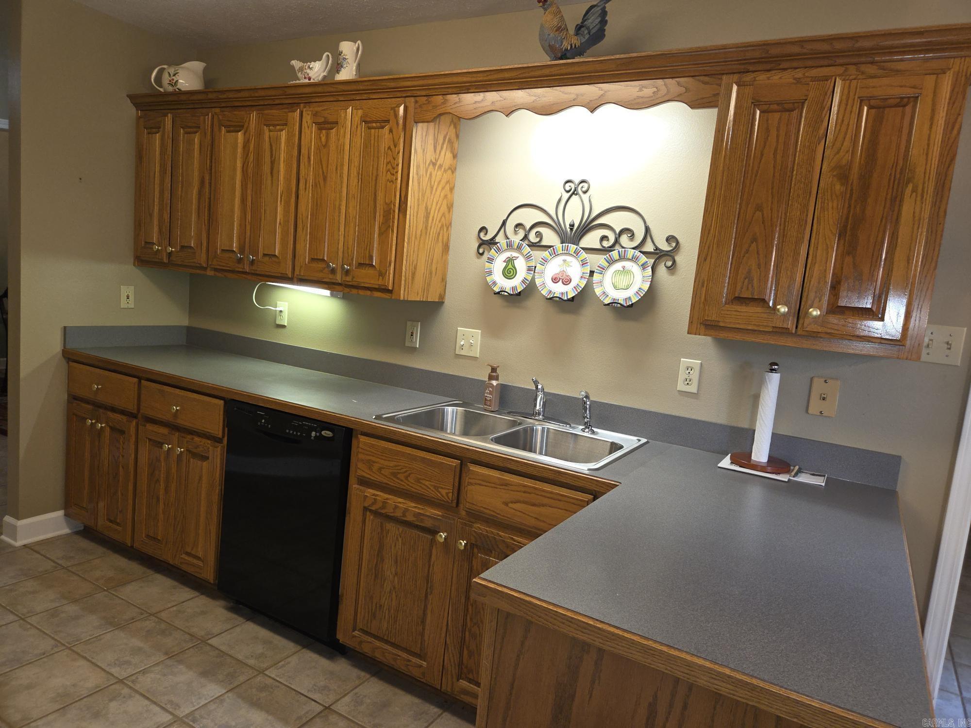 2417 Cattail Road
