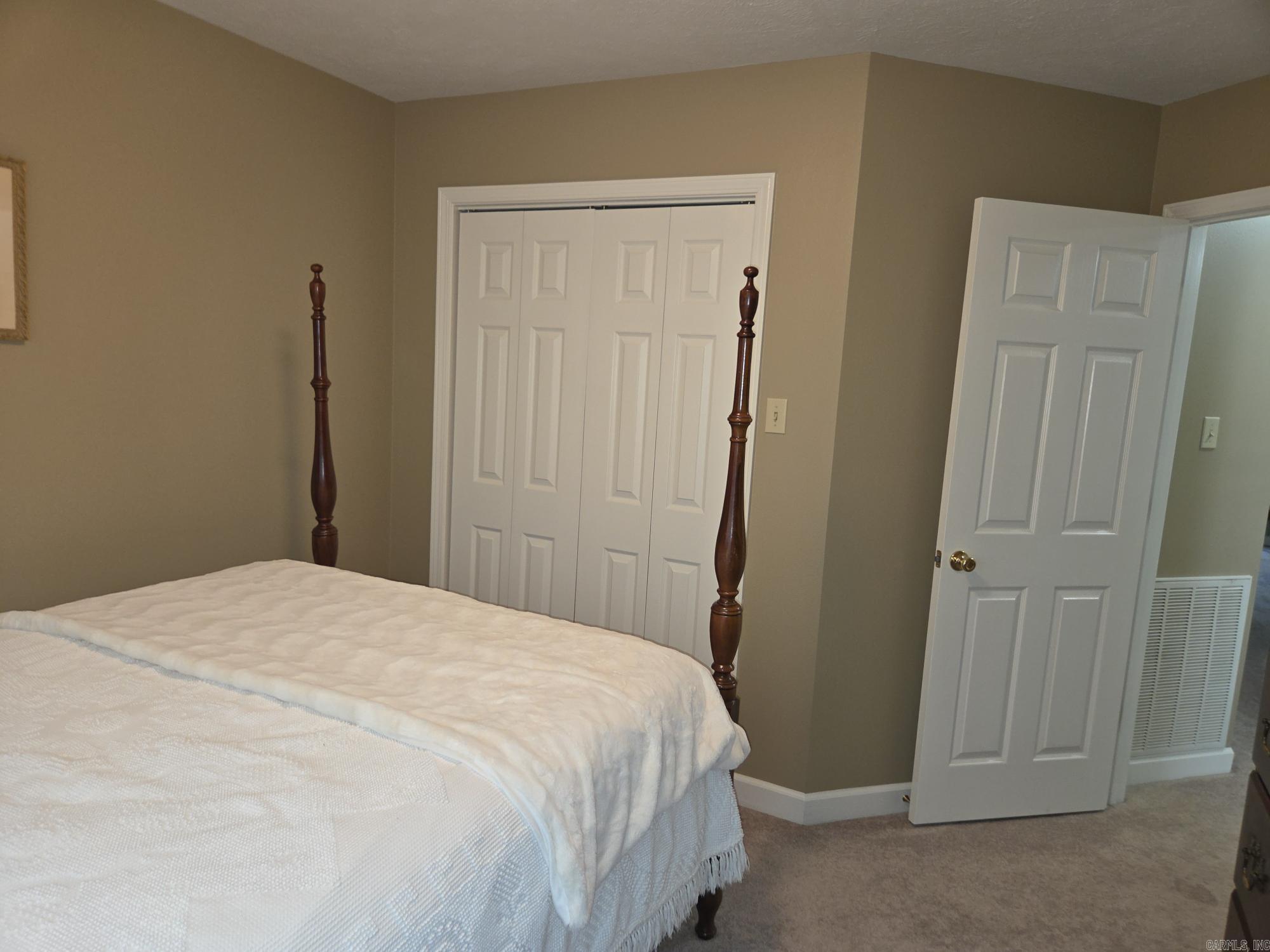 2417 Cattail Road