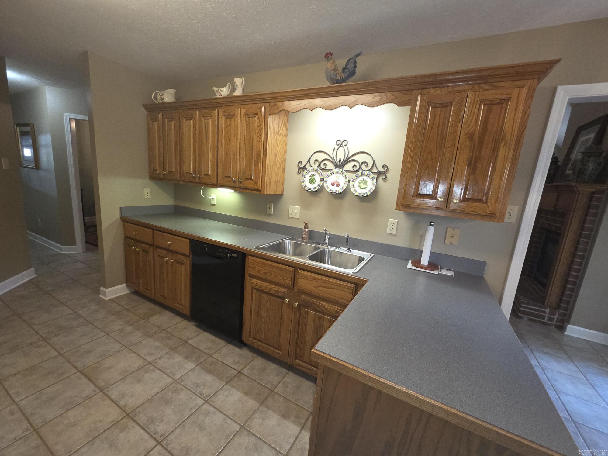 2417 Cattail Road