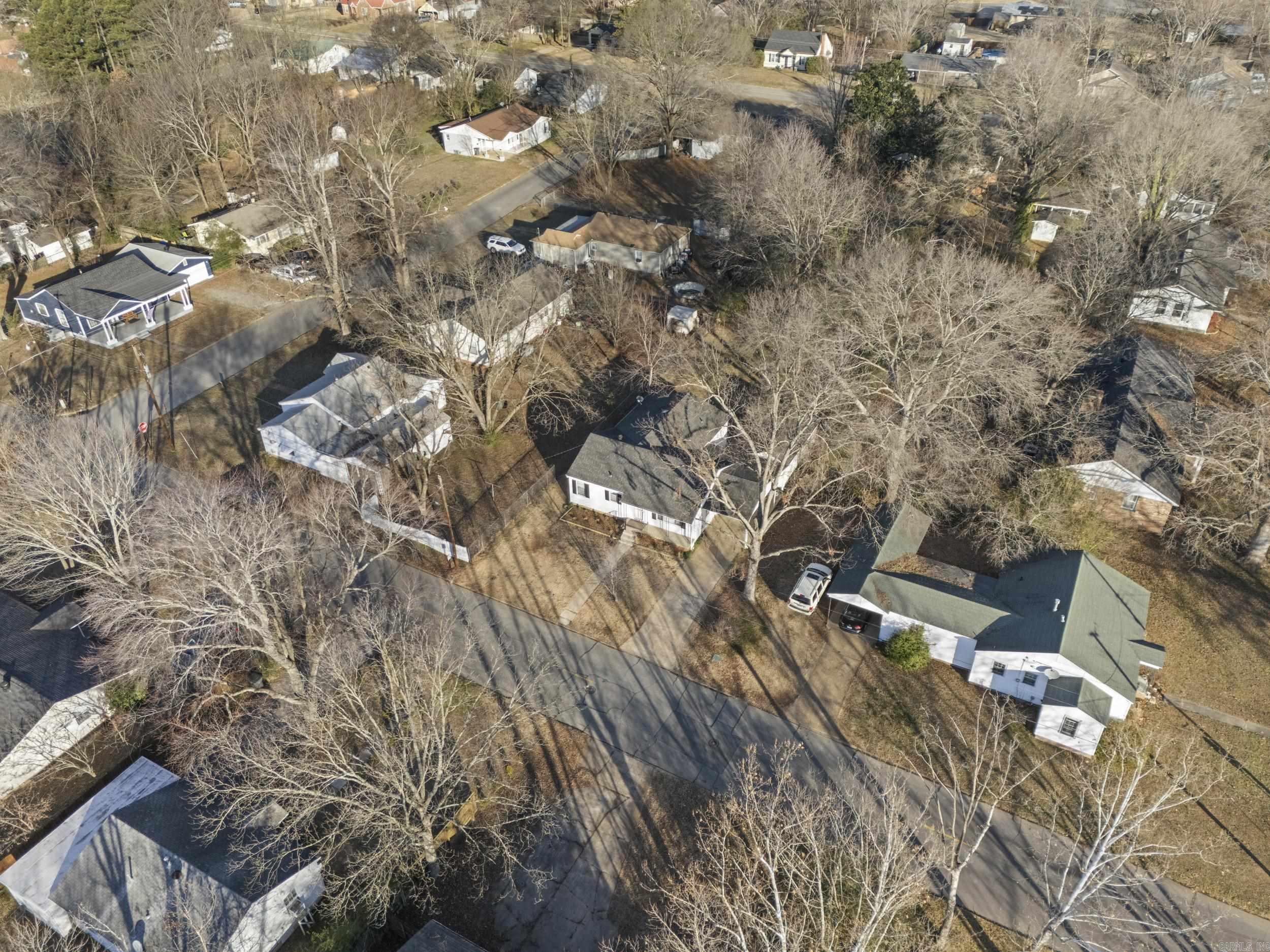 1402 W Center Avenue