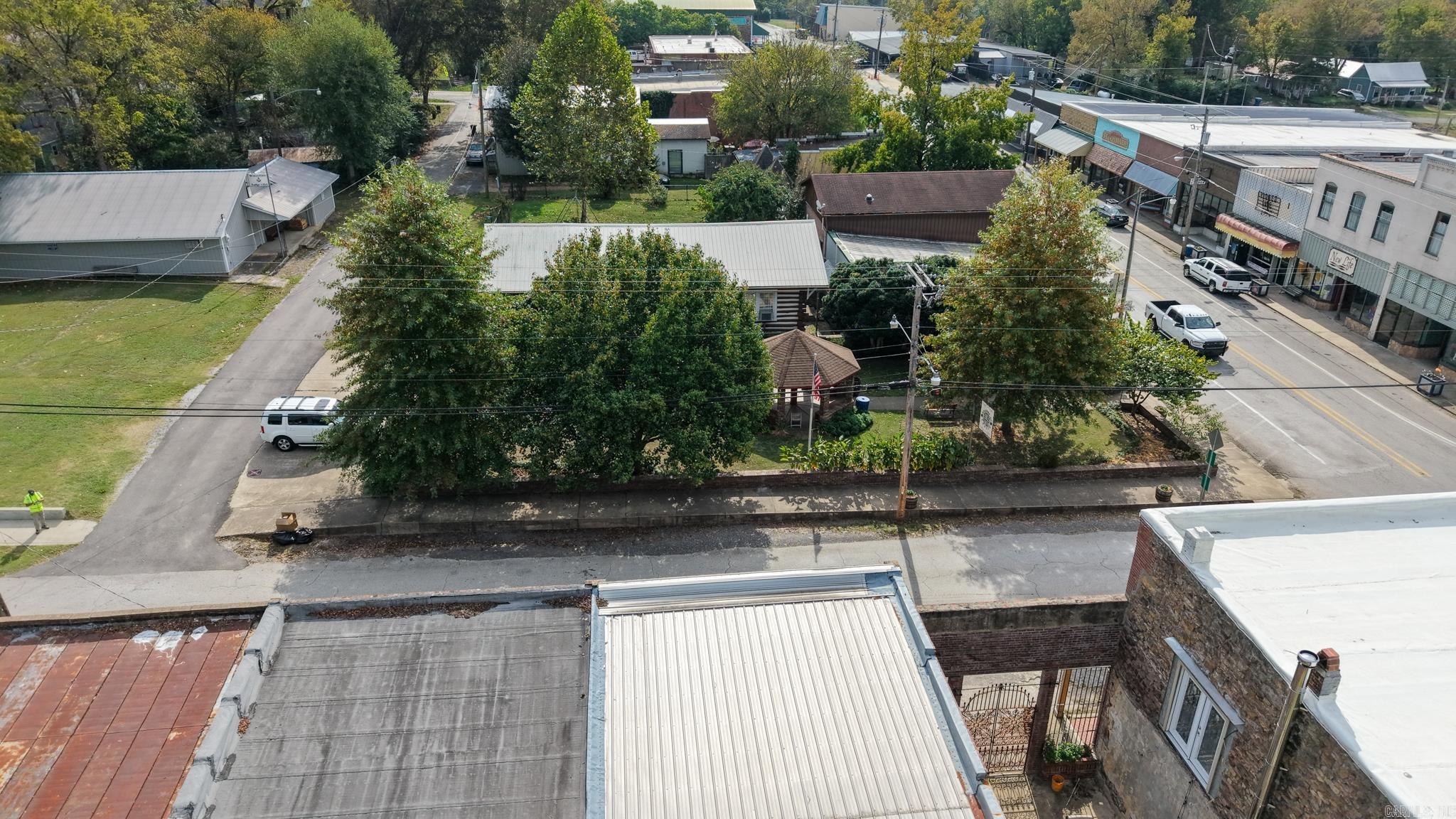 211 Oak Street