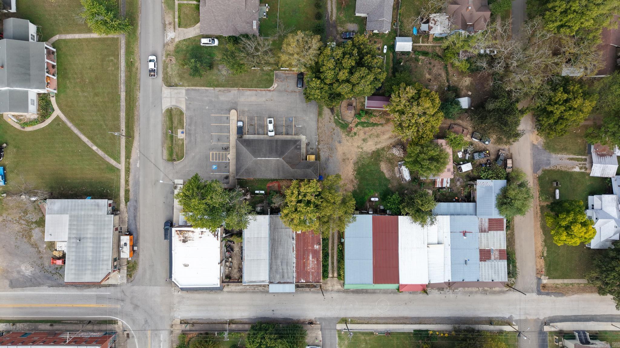 211 Oak Street