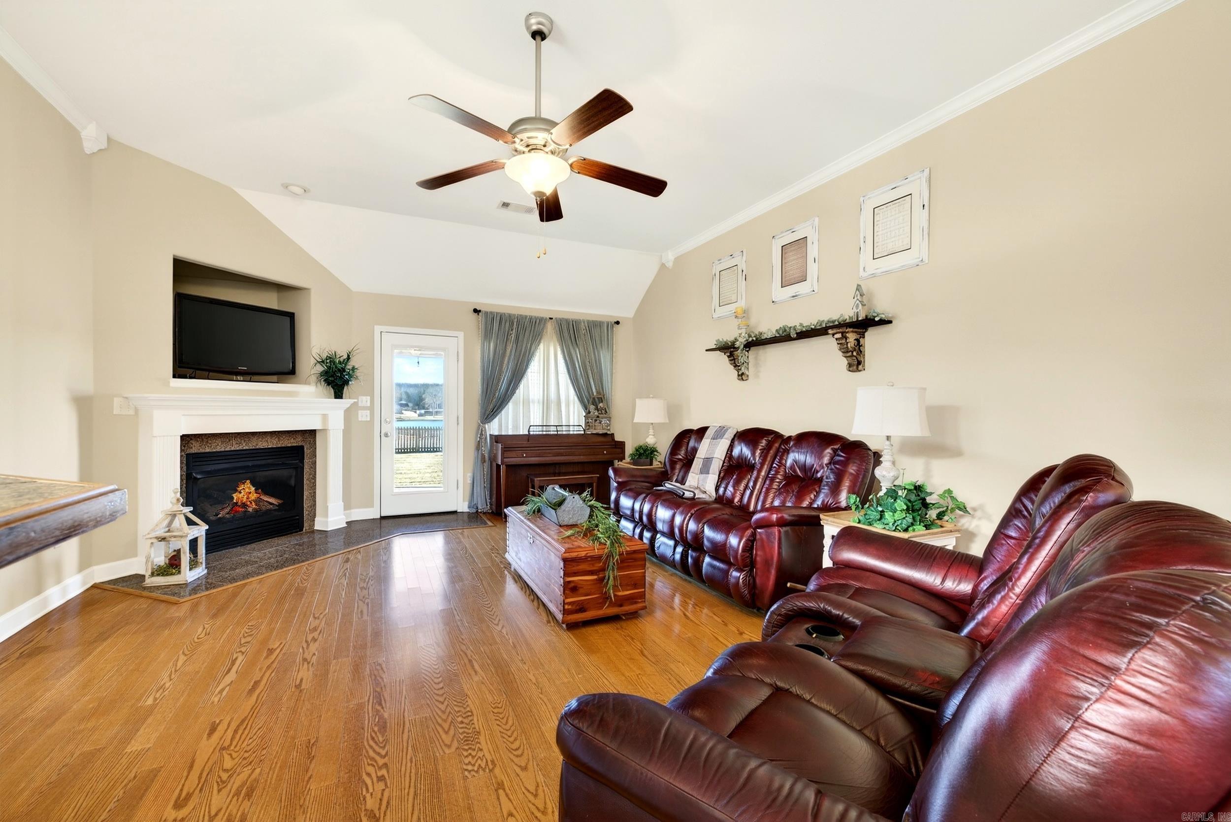 58 Lakeland Drive