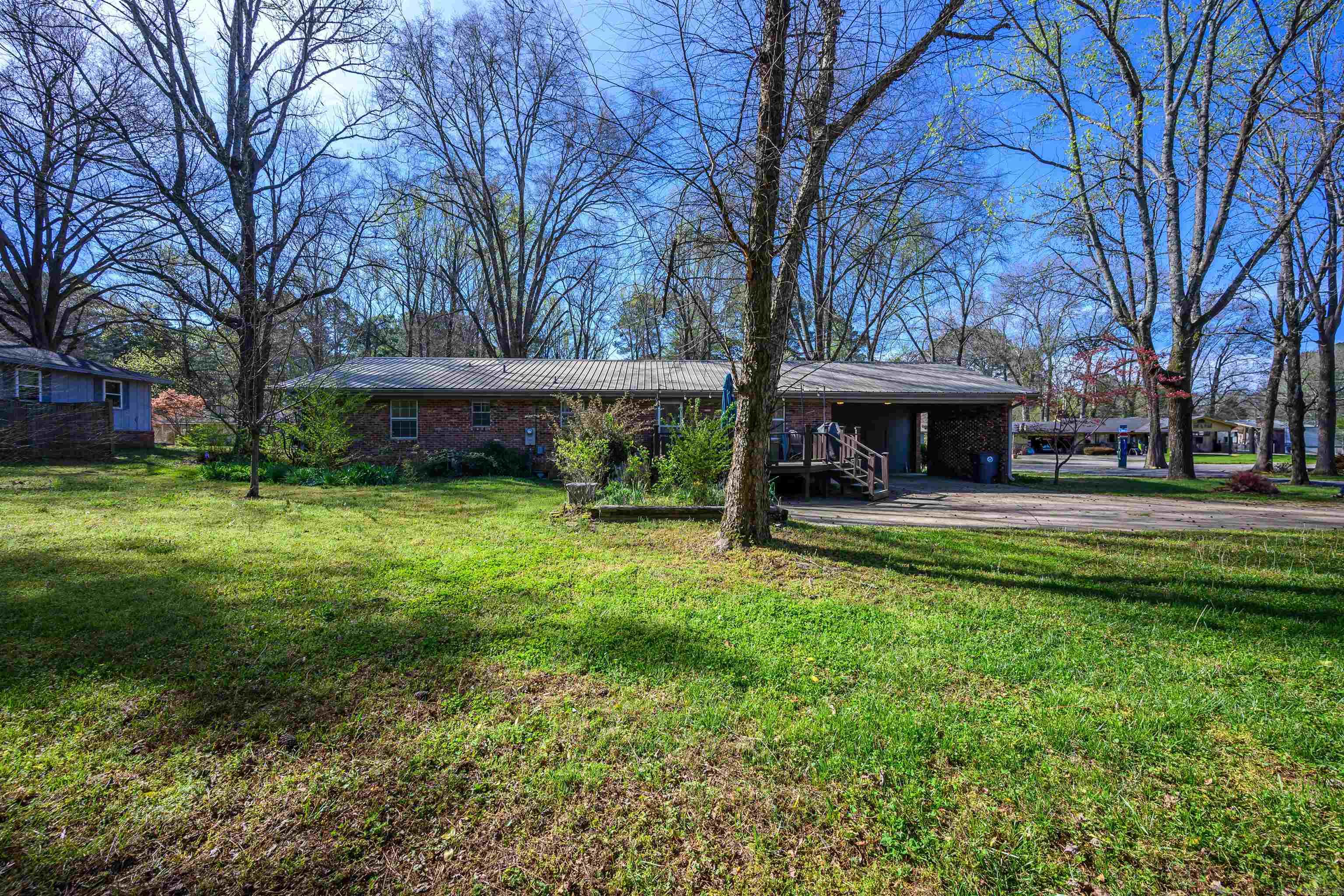1404 Fox Drive