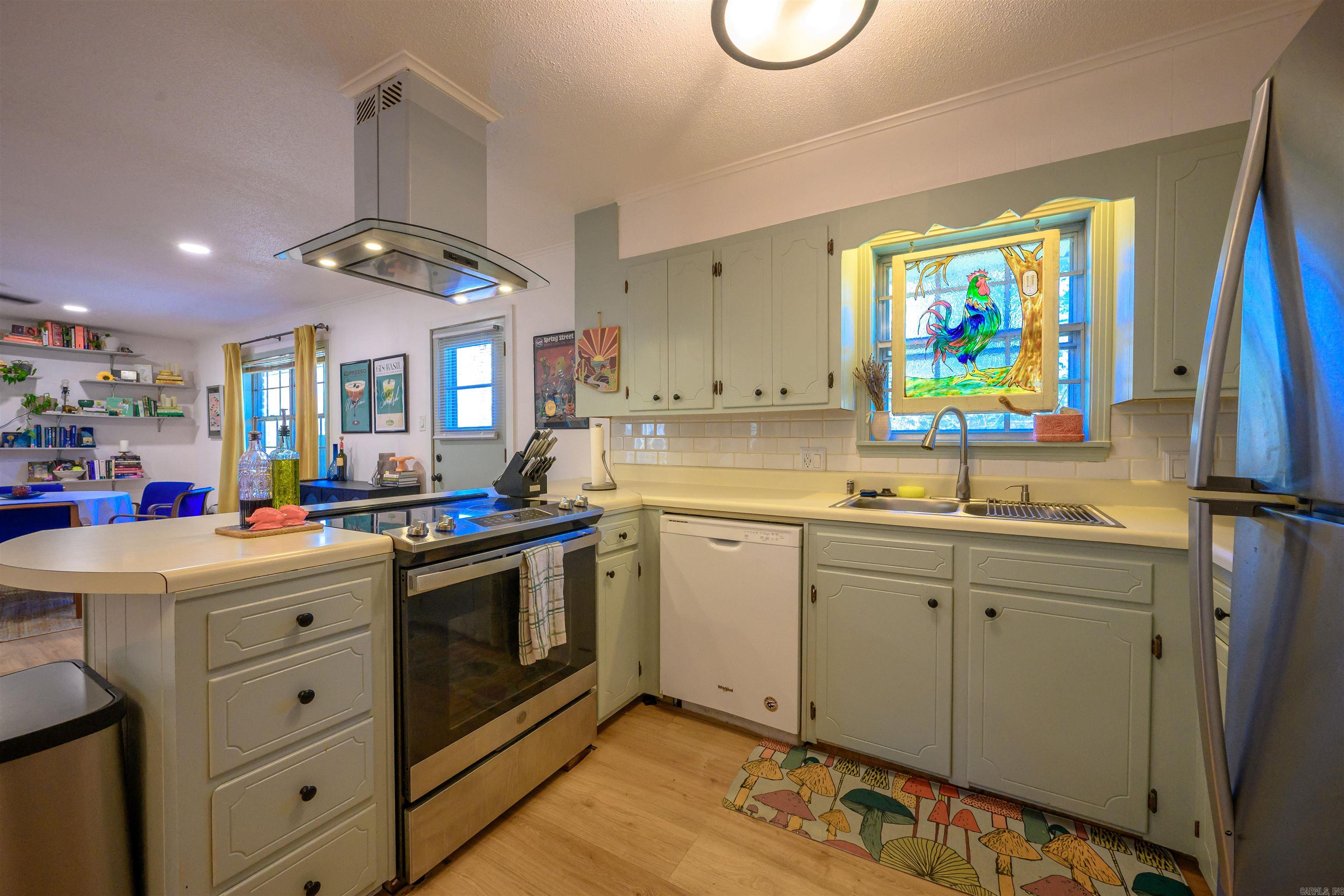 1404 Fox Drive