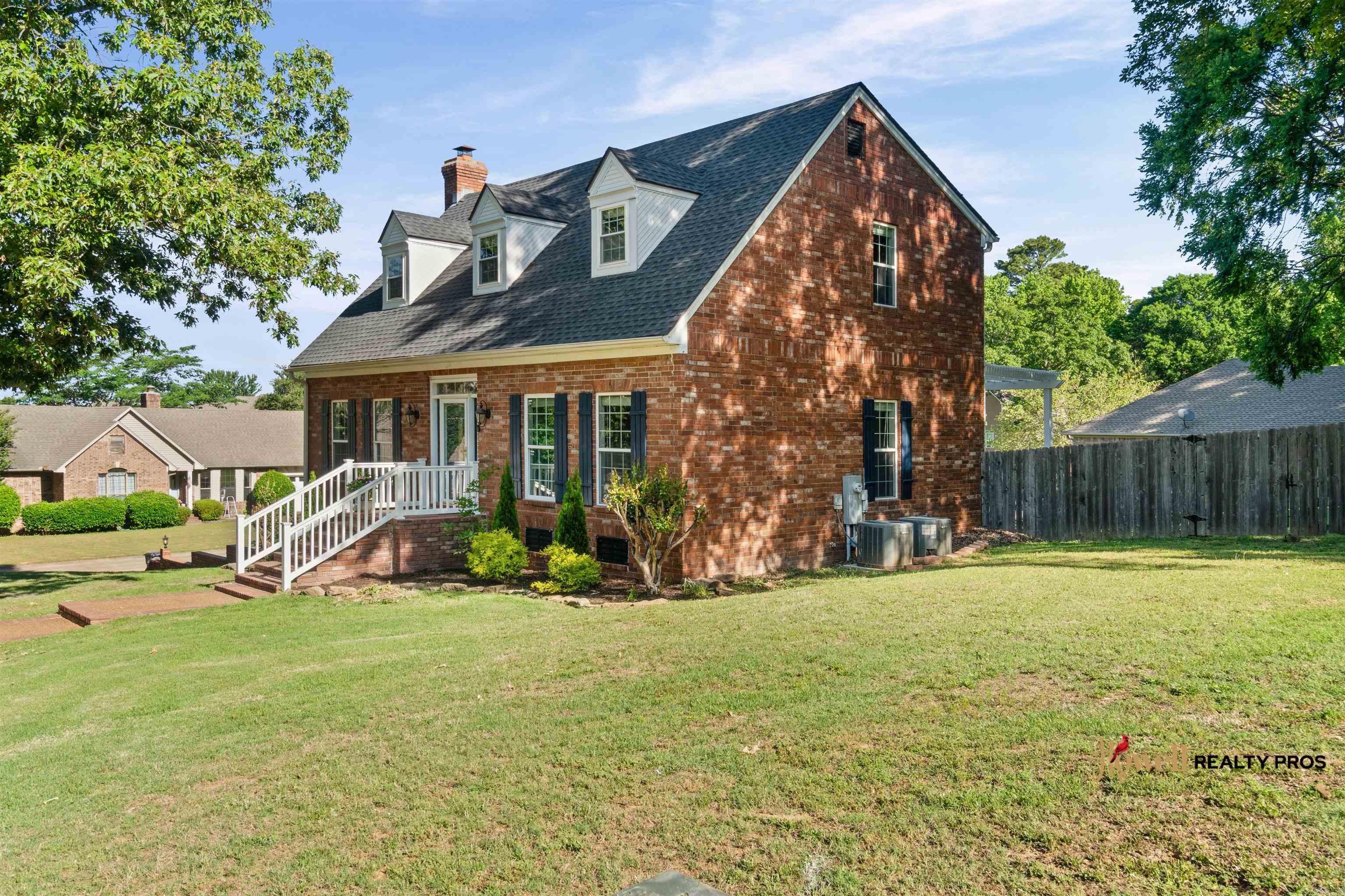 311 Live Oak