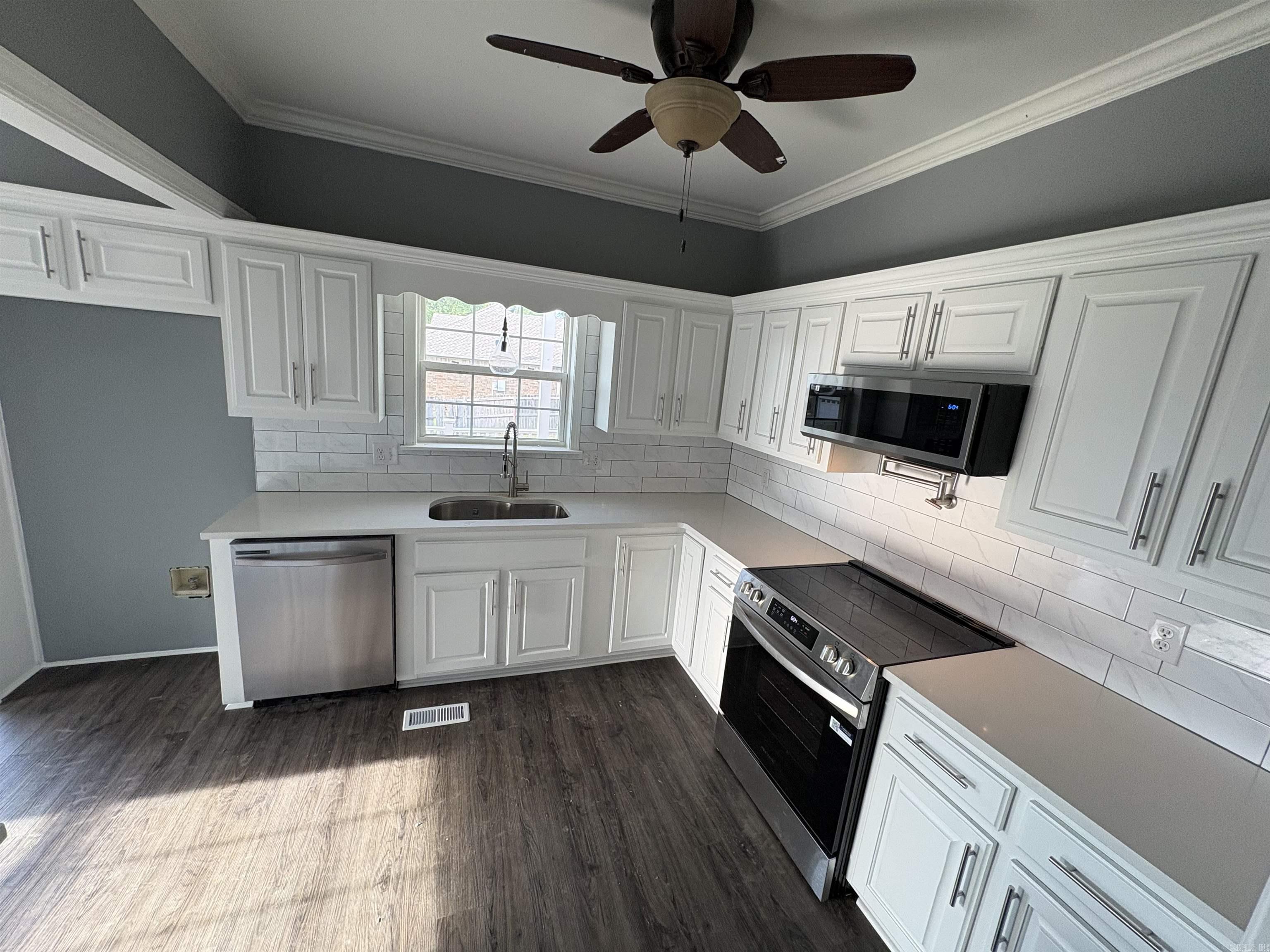 311 Live Oak