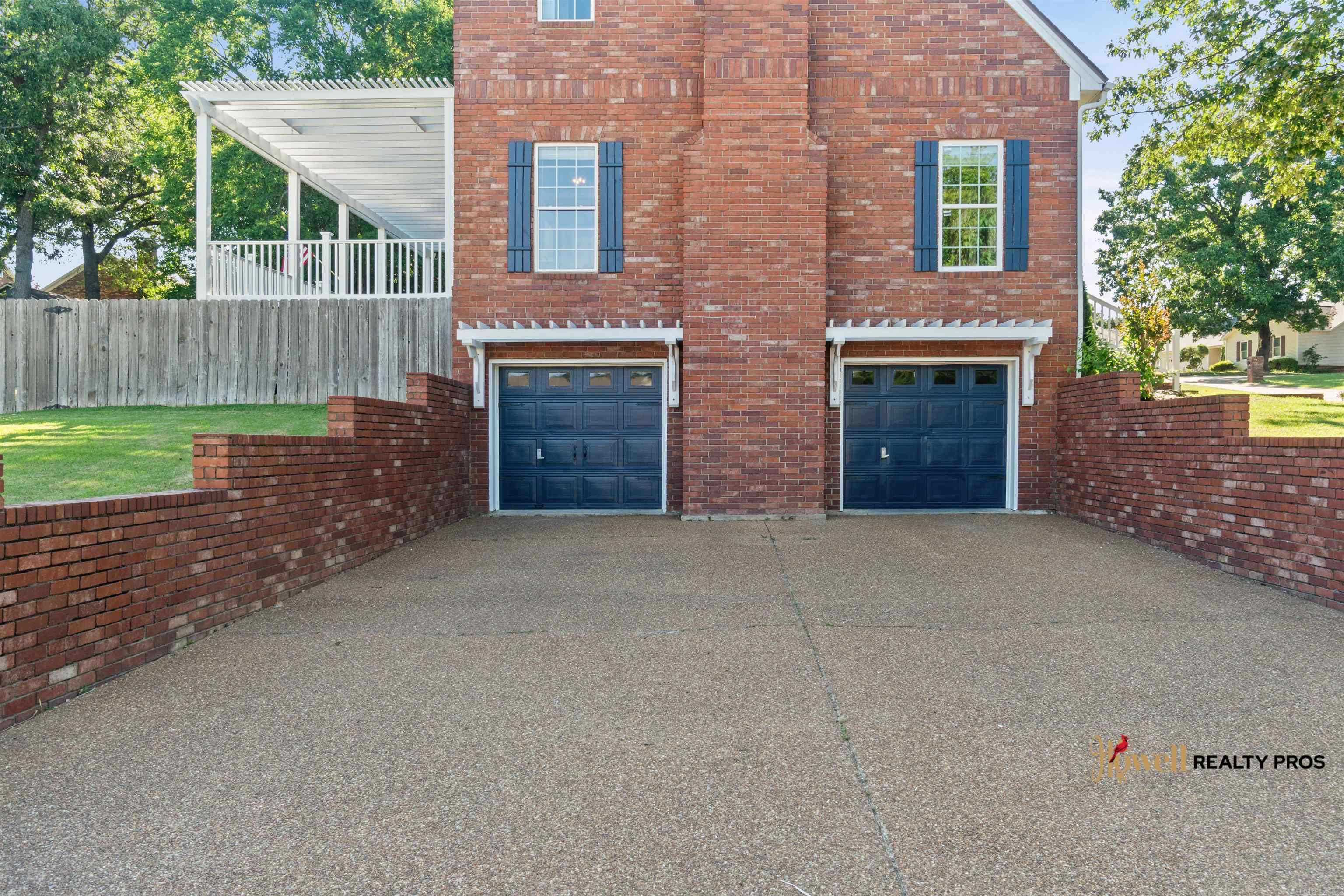 311 Live Oak