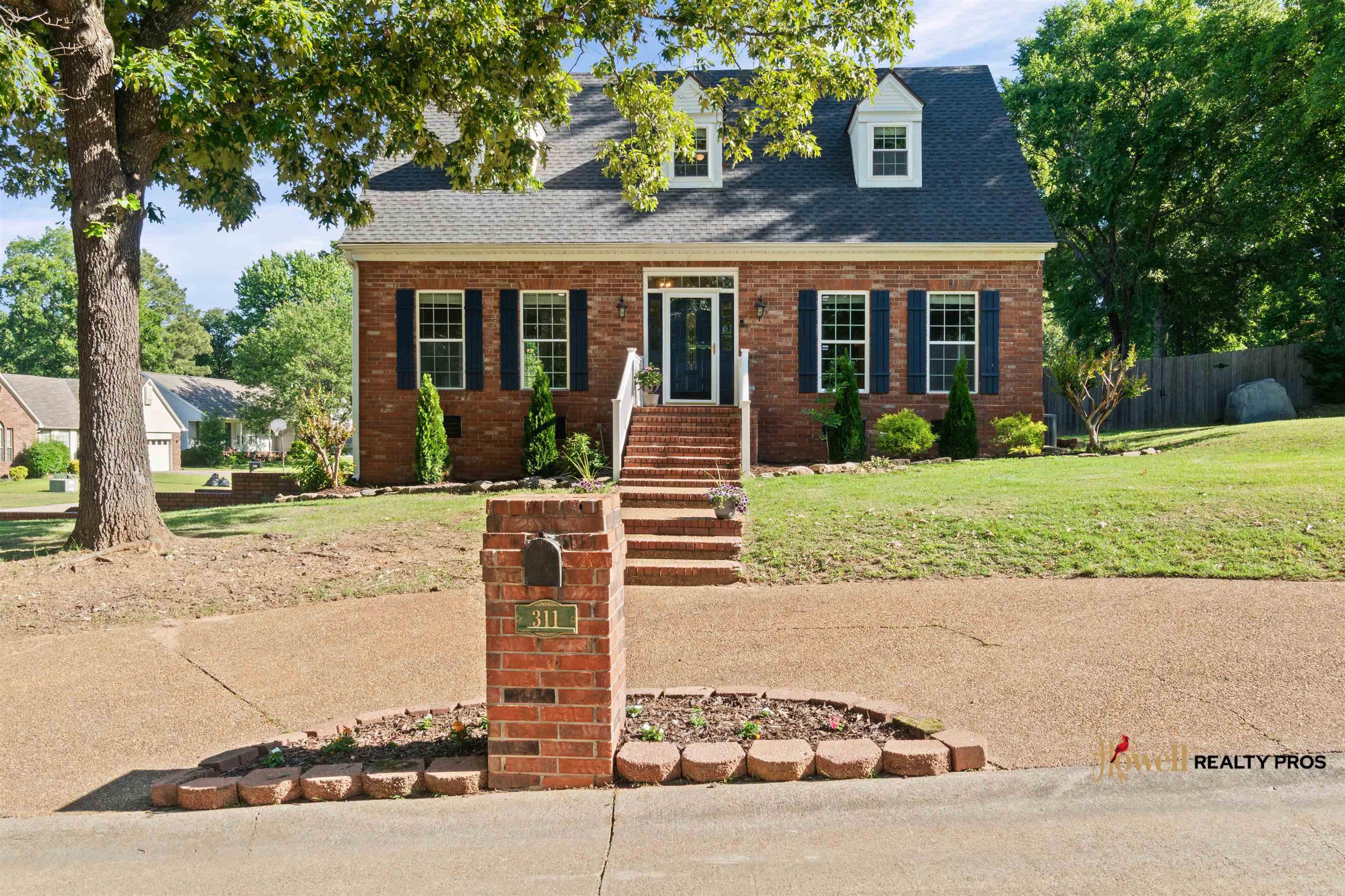 311 Live Oak