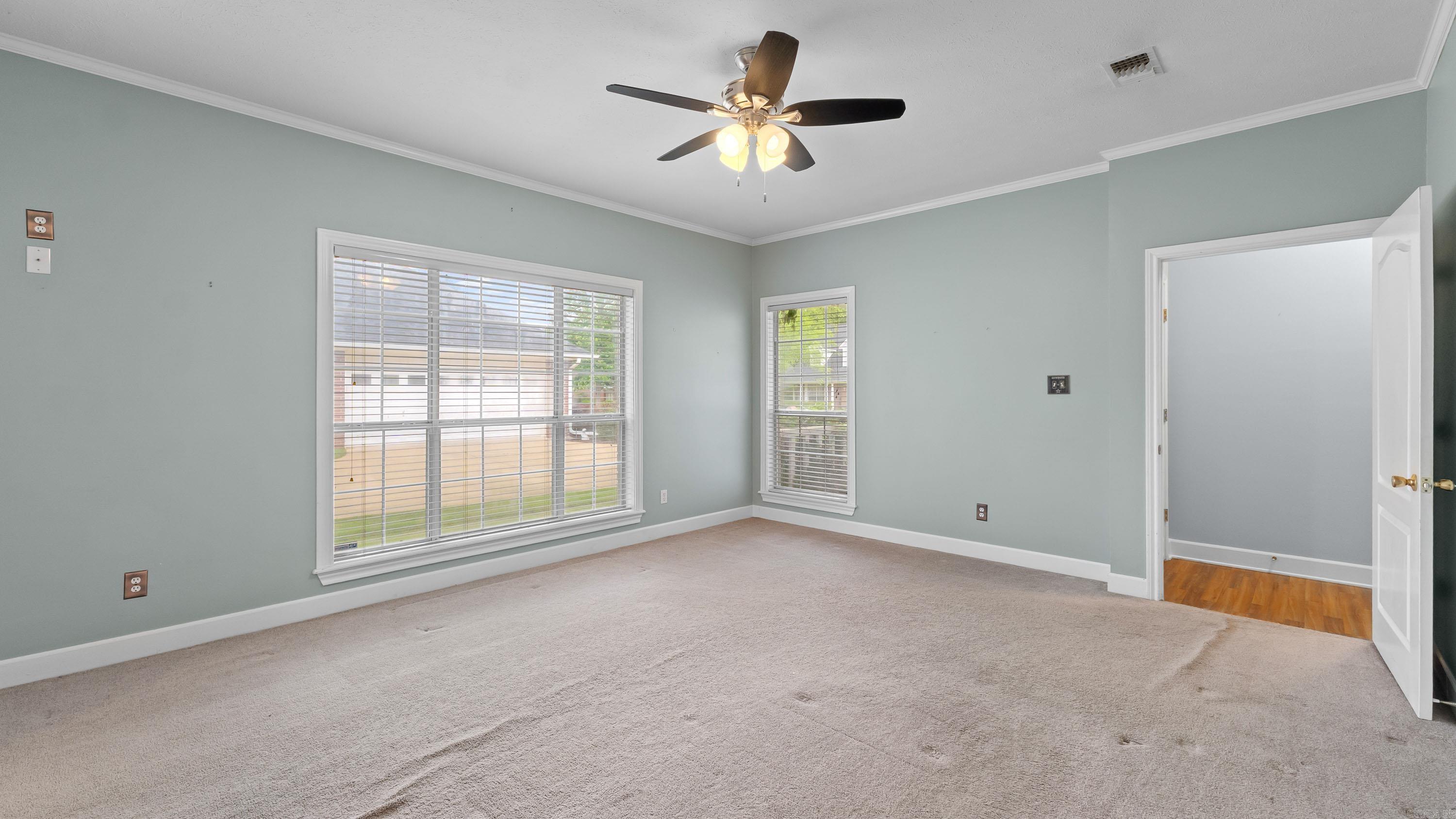 7005 Forest Oak Drive