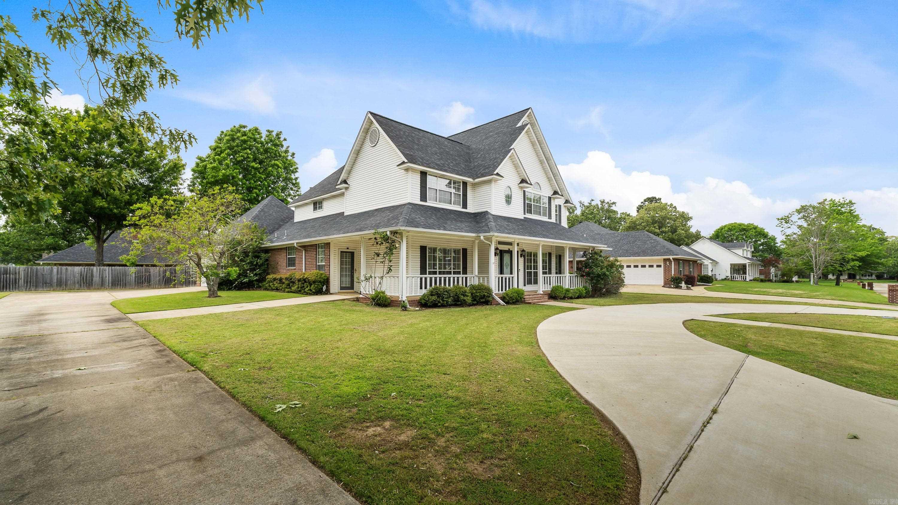 7005 Forest Oak Drive