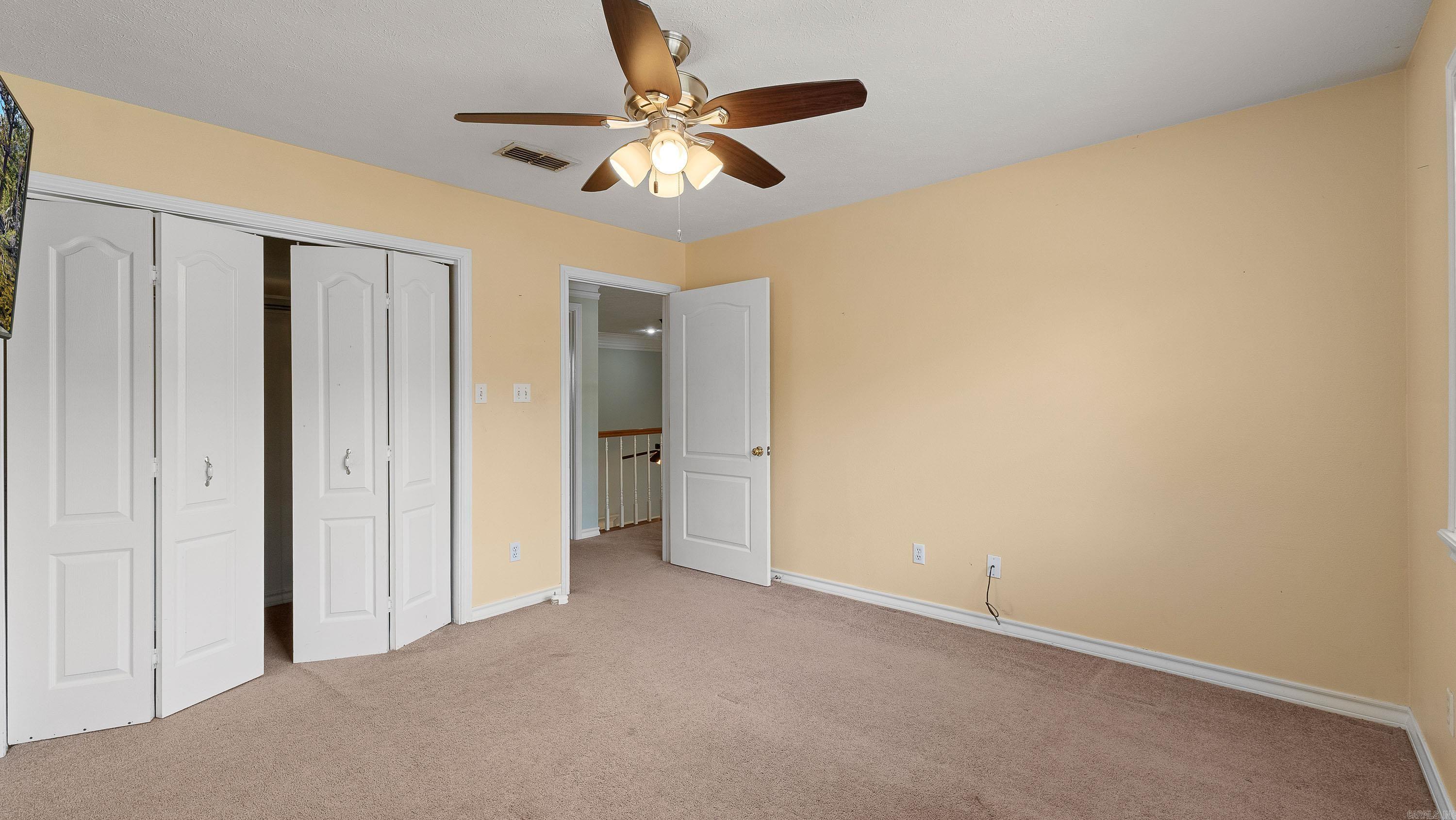 7005 Forest Oak Drive