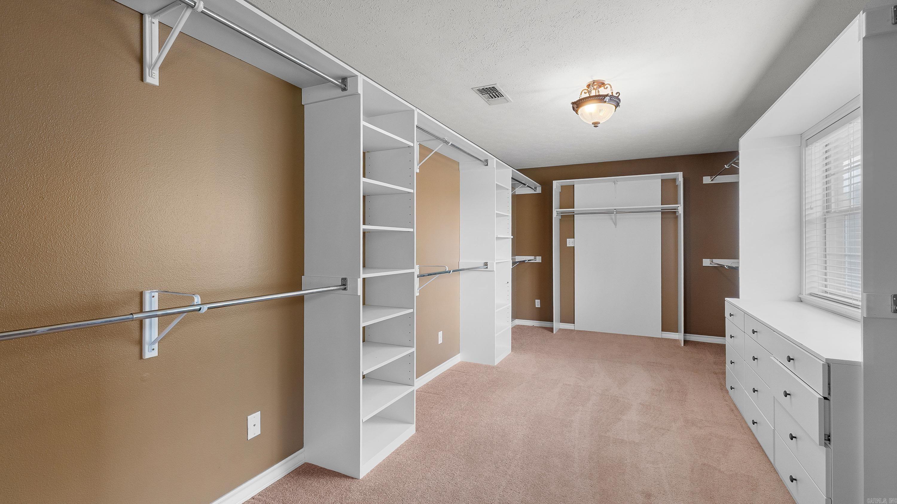 7005 Forest Oak Drive