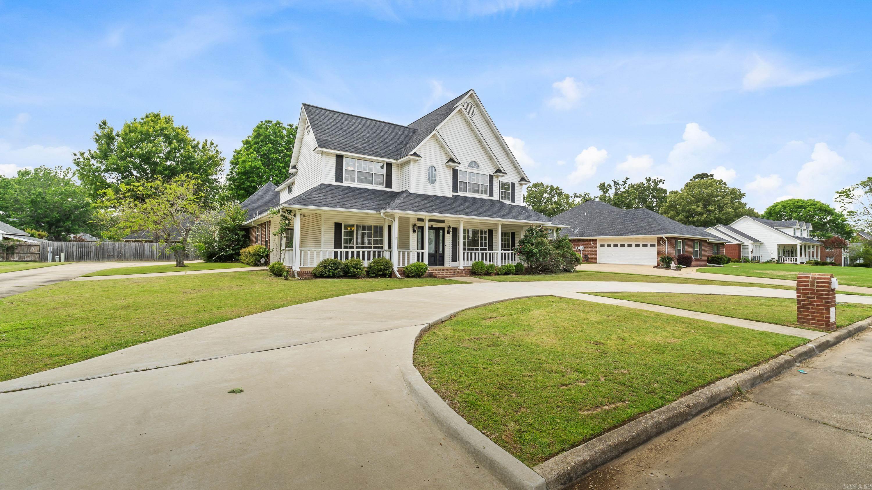 7005 Forest Oak Drive