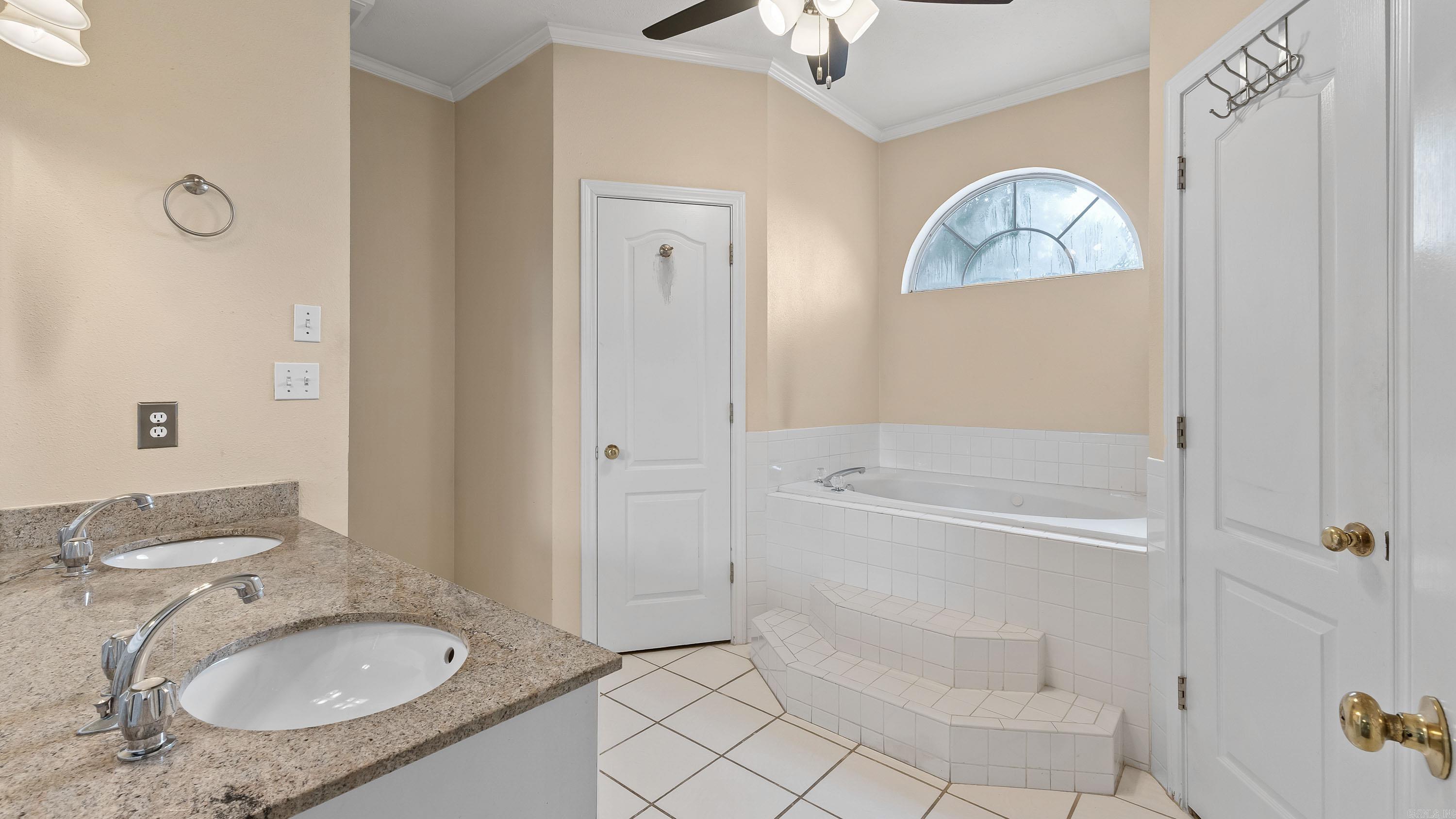 7005 Forest Oak Drive