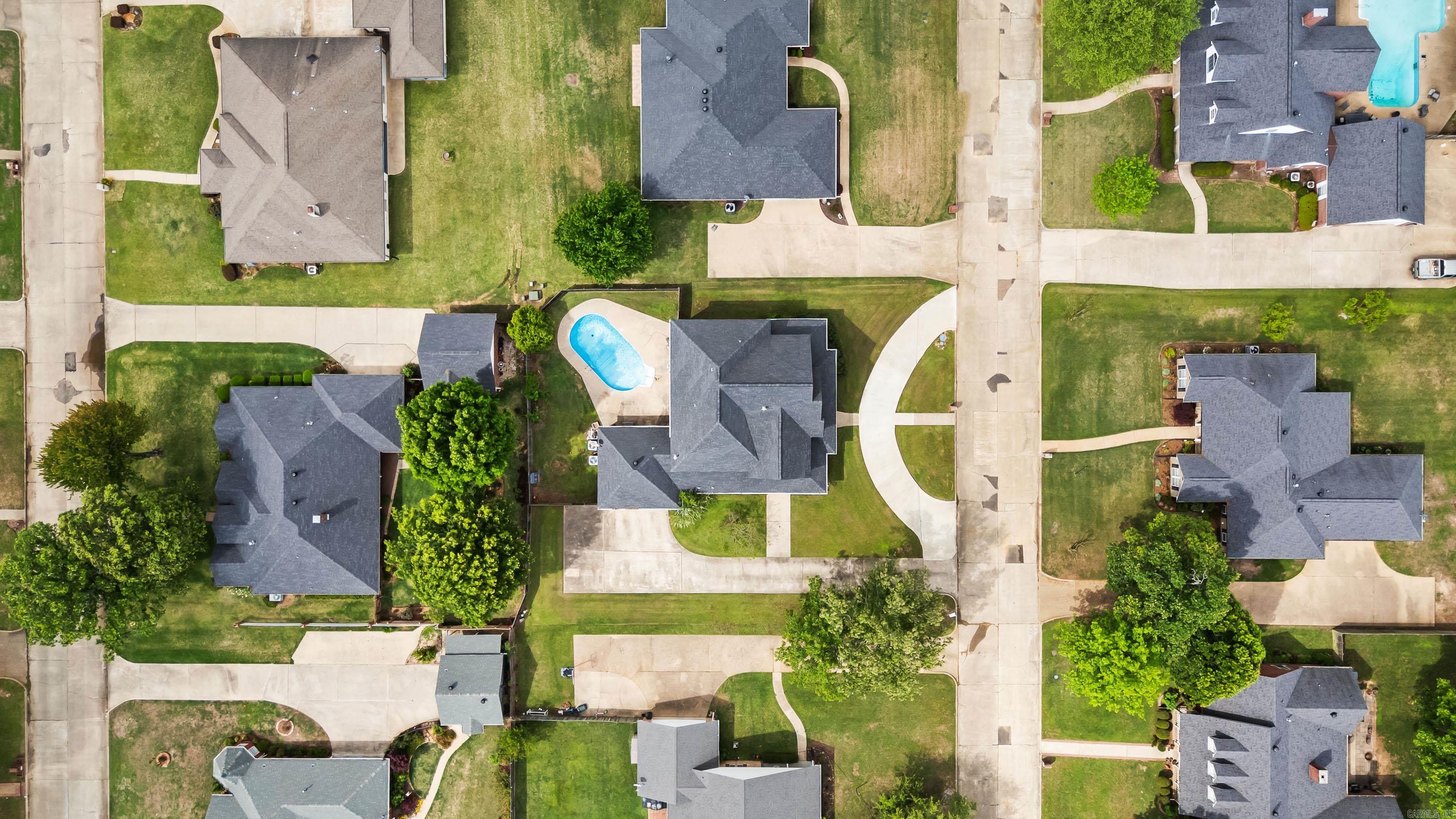 7005 Forest Oak Drive