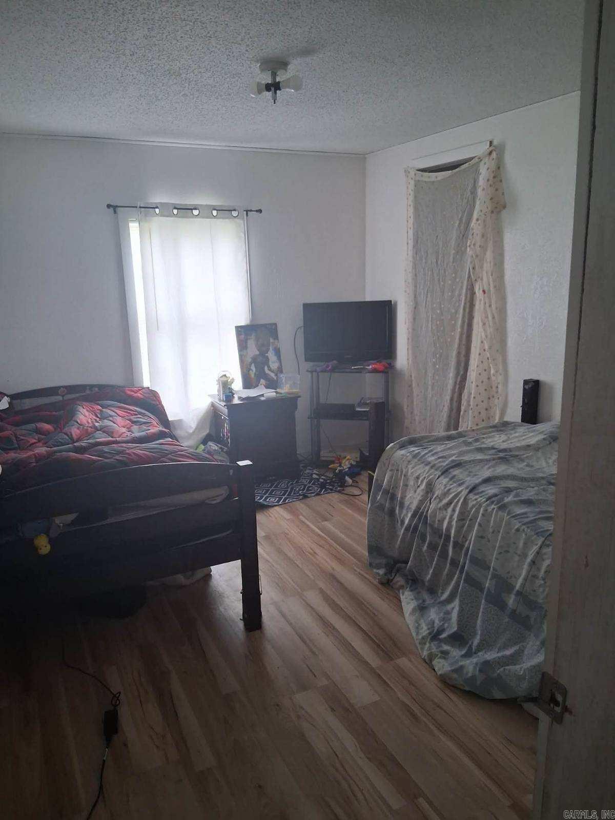301 Jackson 7 Road