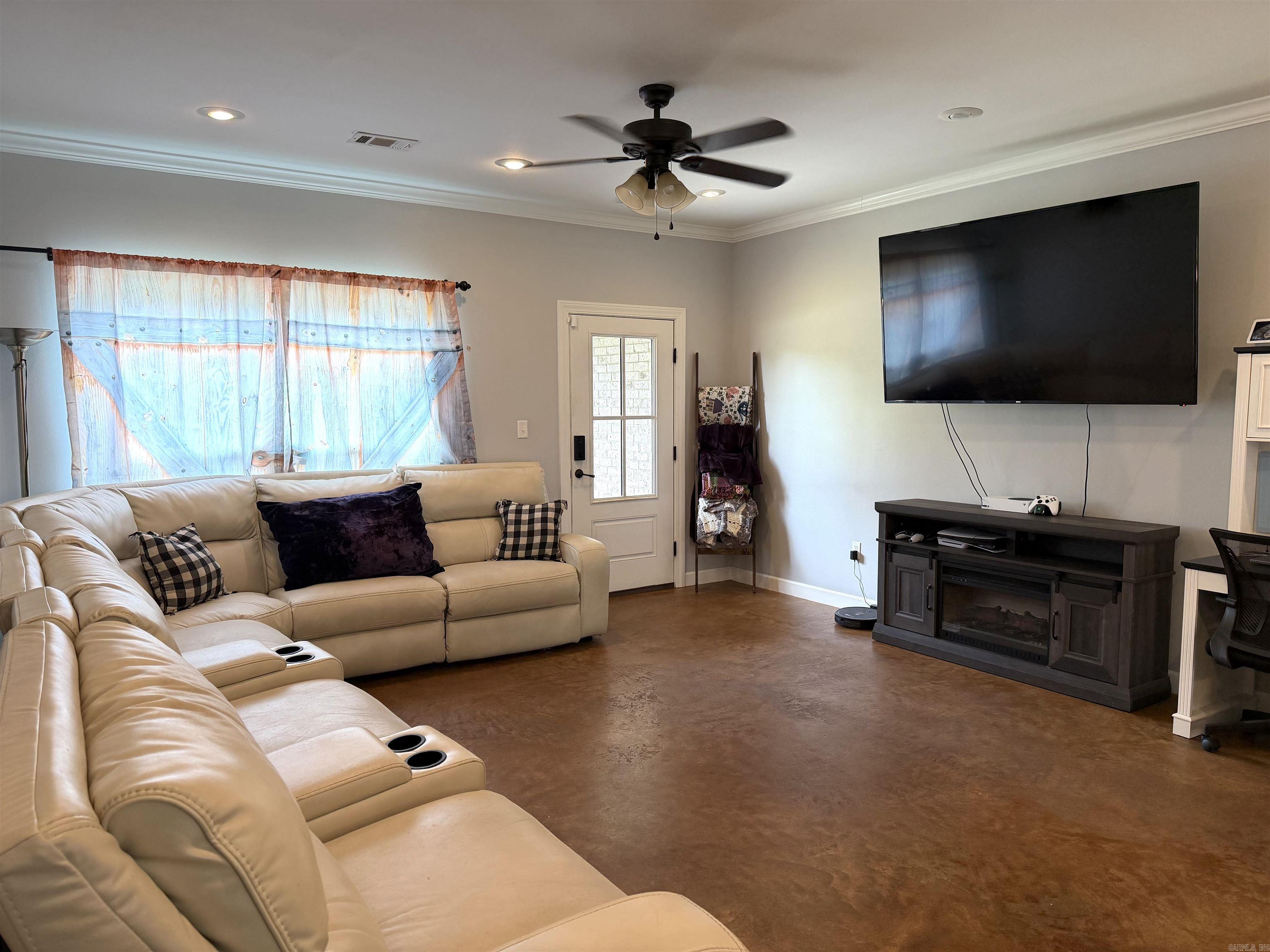 804 Laurel Court