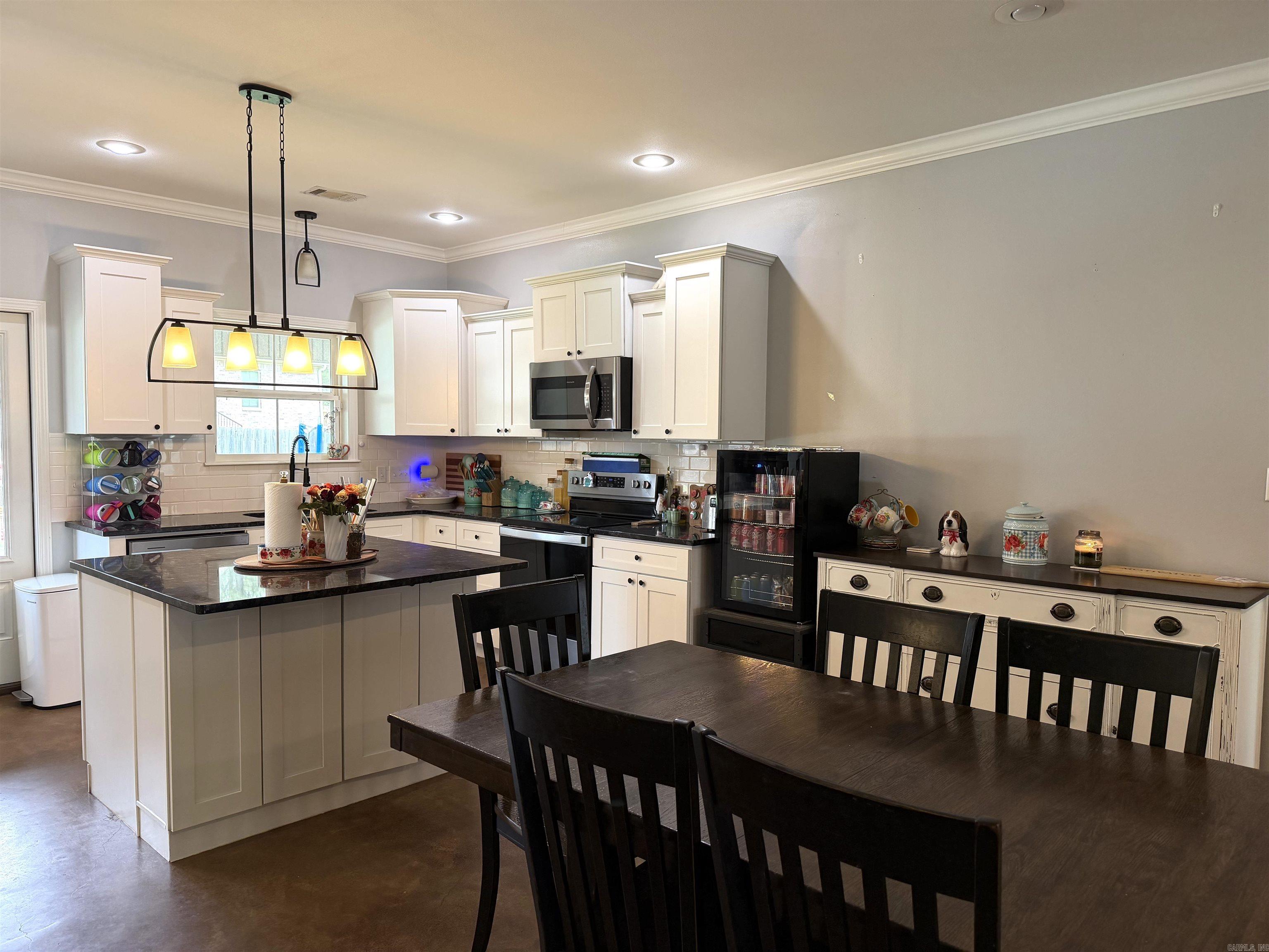 804 Laurel Court