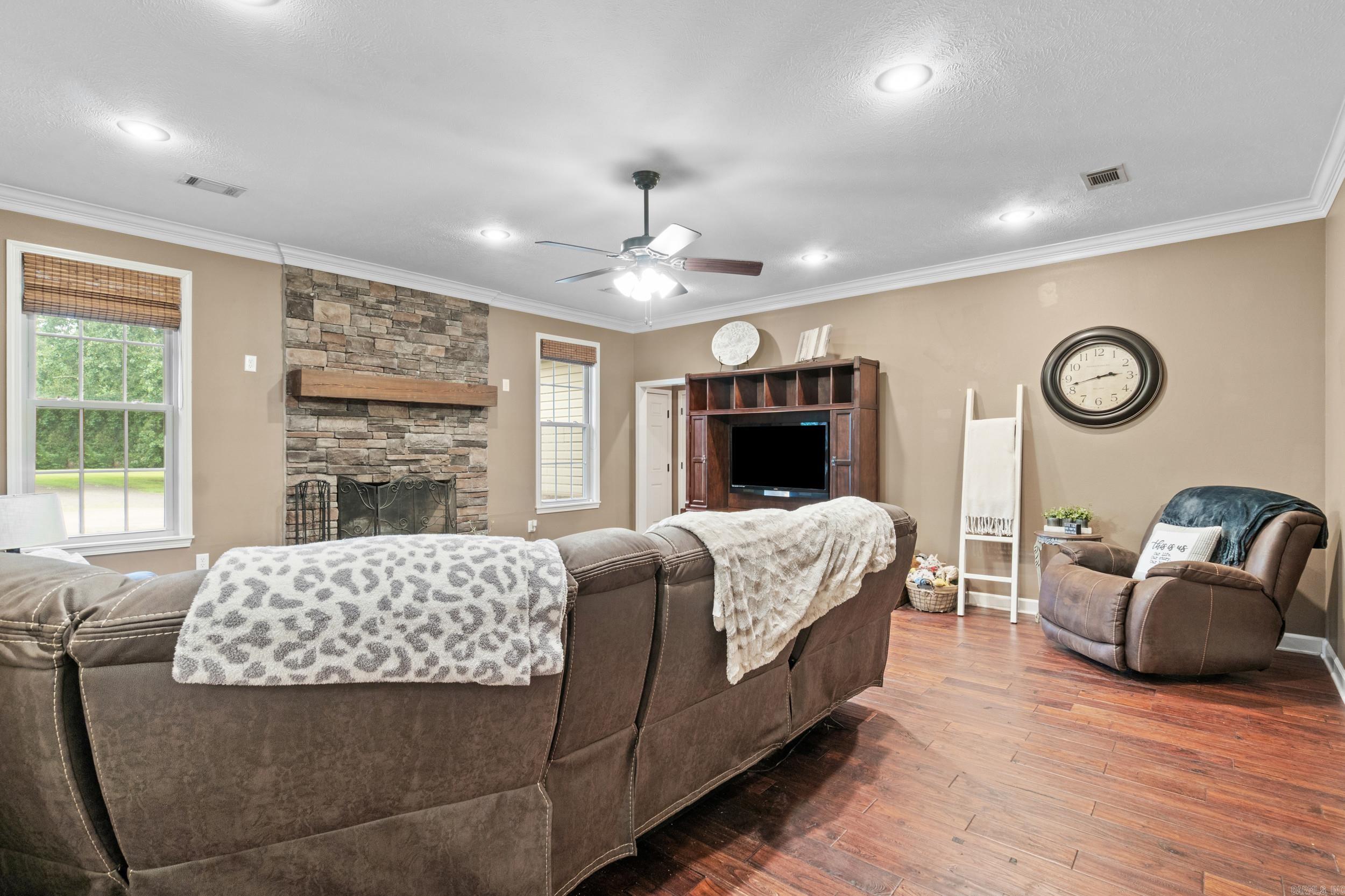 363 Honey Hill Loop
