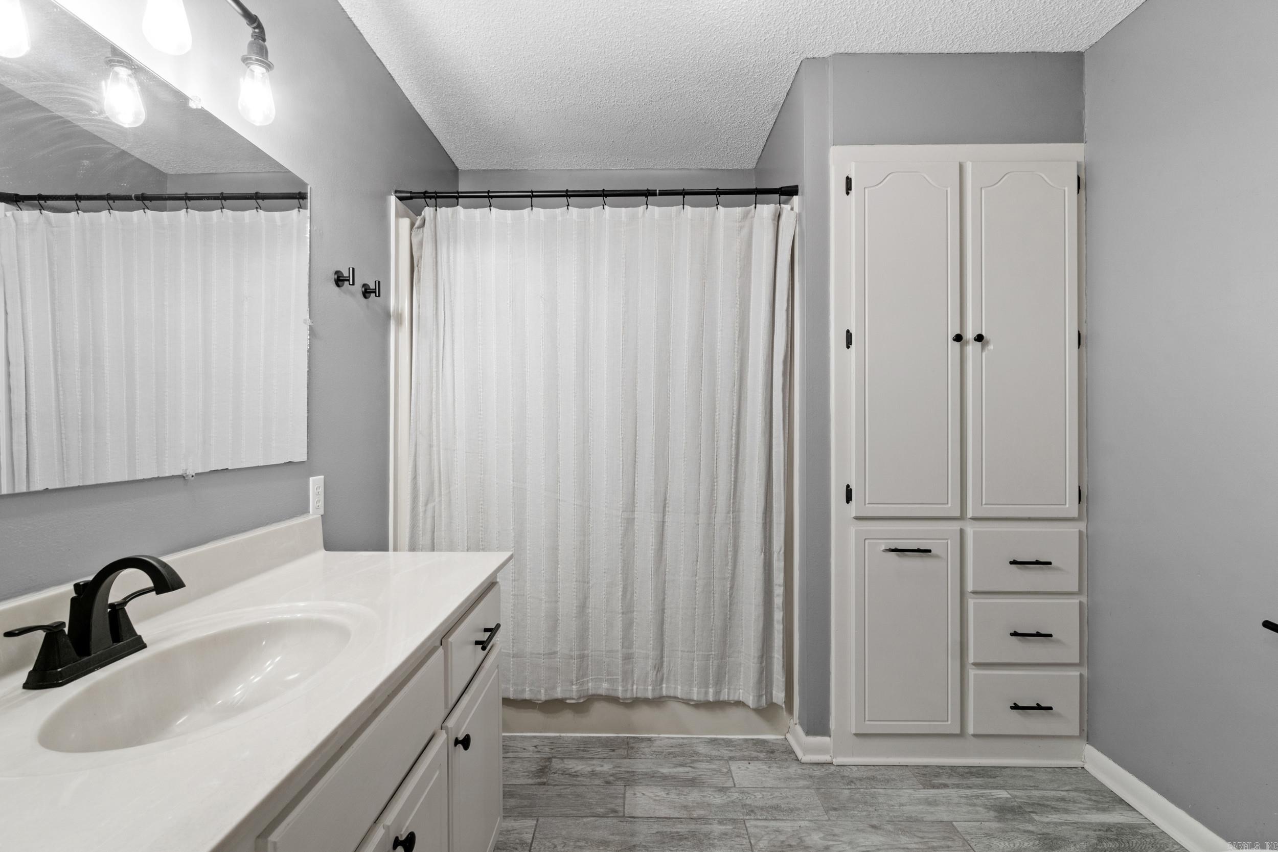 363 Honey Hill Loop
