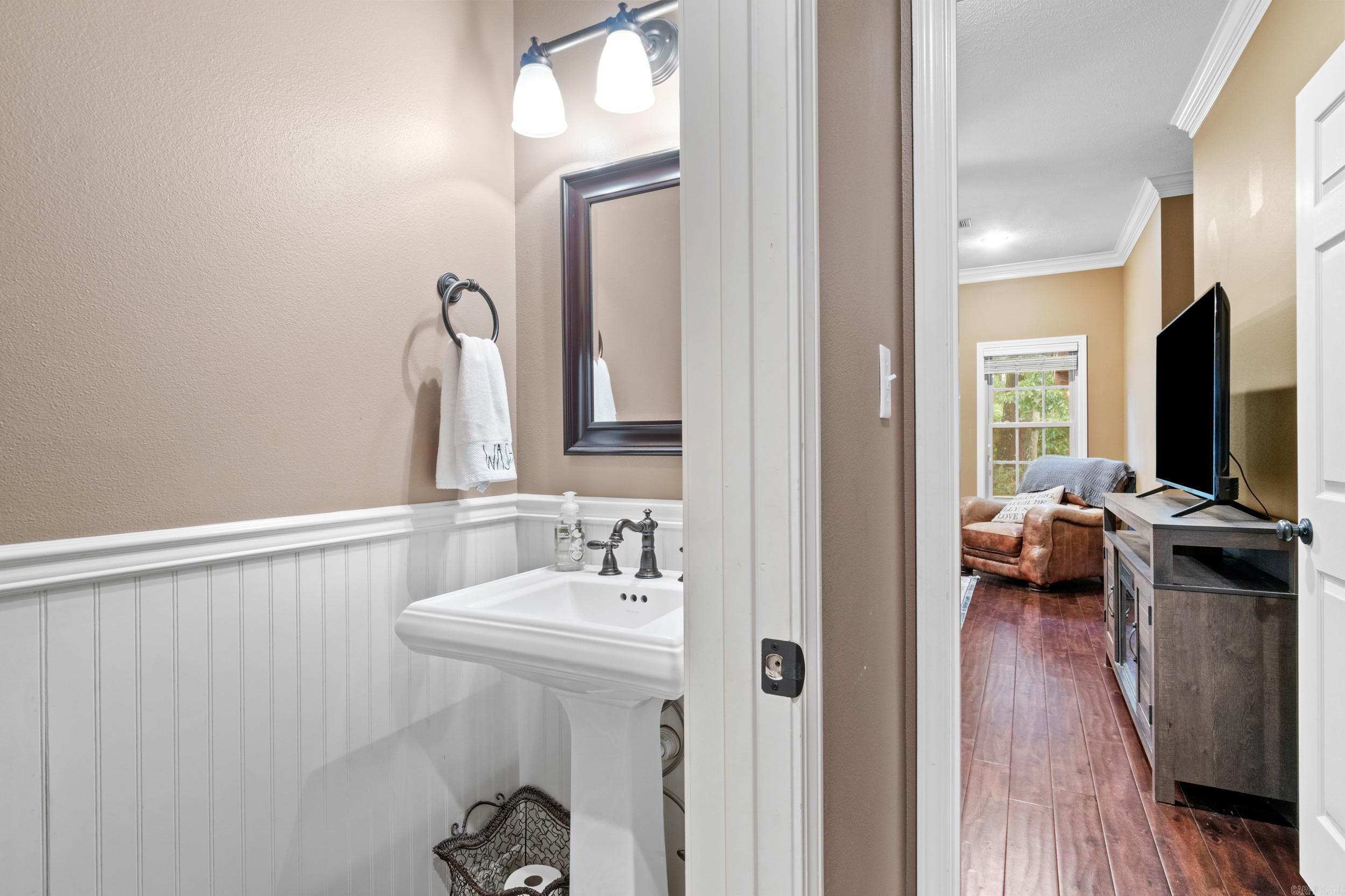363 Honey Hill Loop