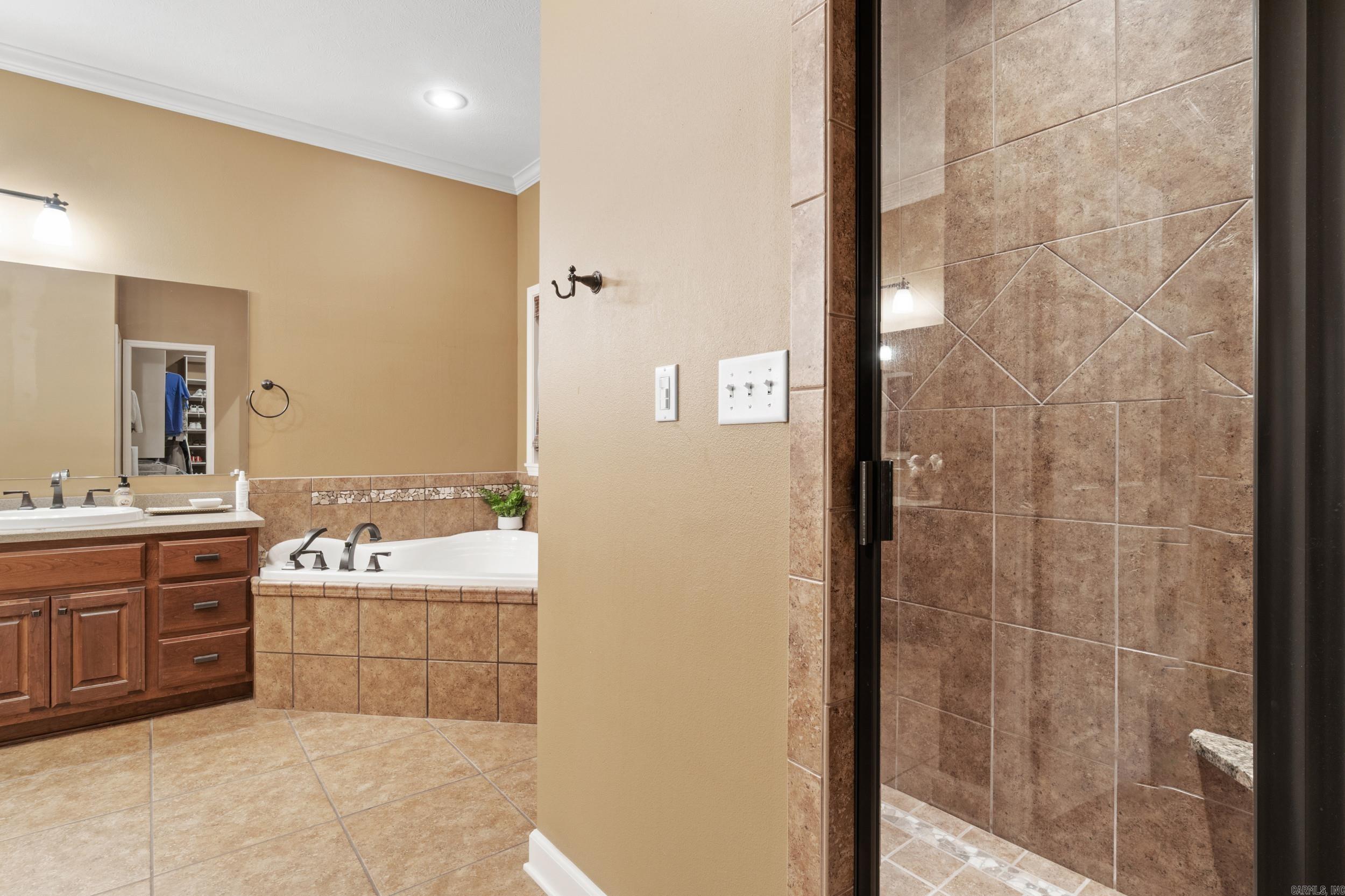 363 Honey Hill Loop