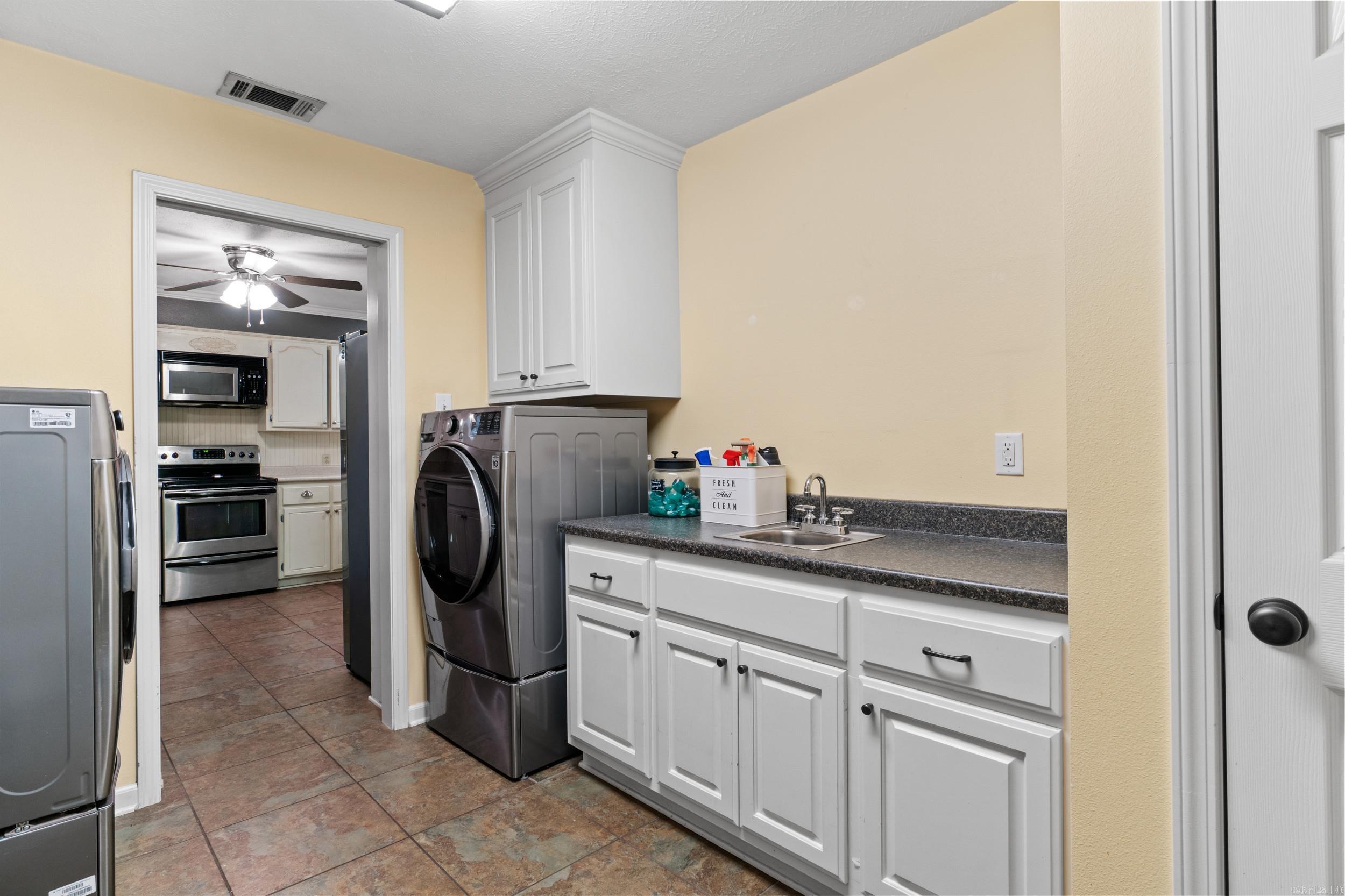 363 Honey Hill Loop