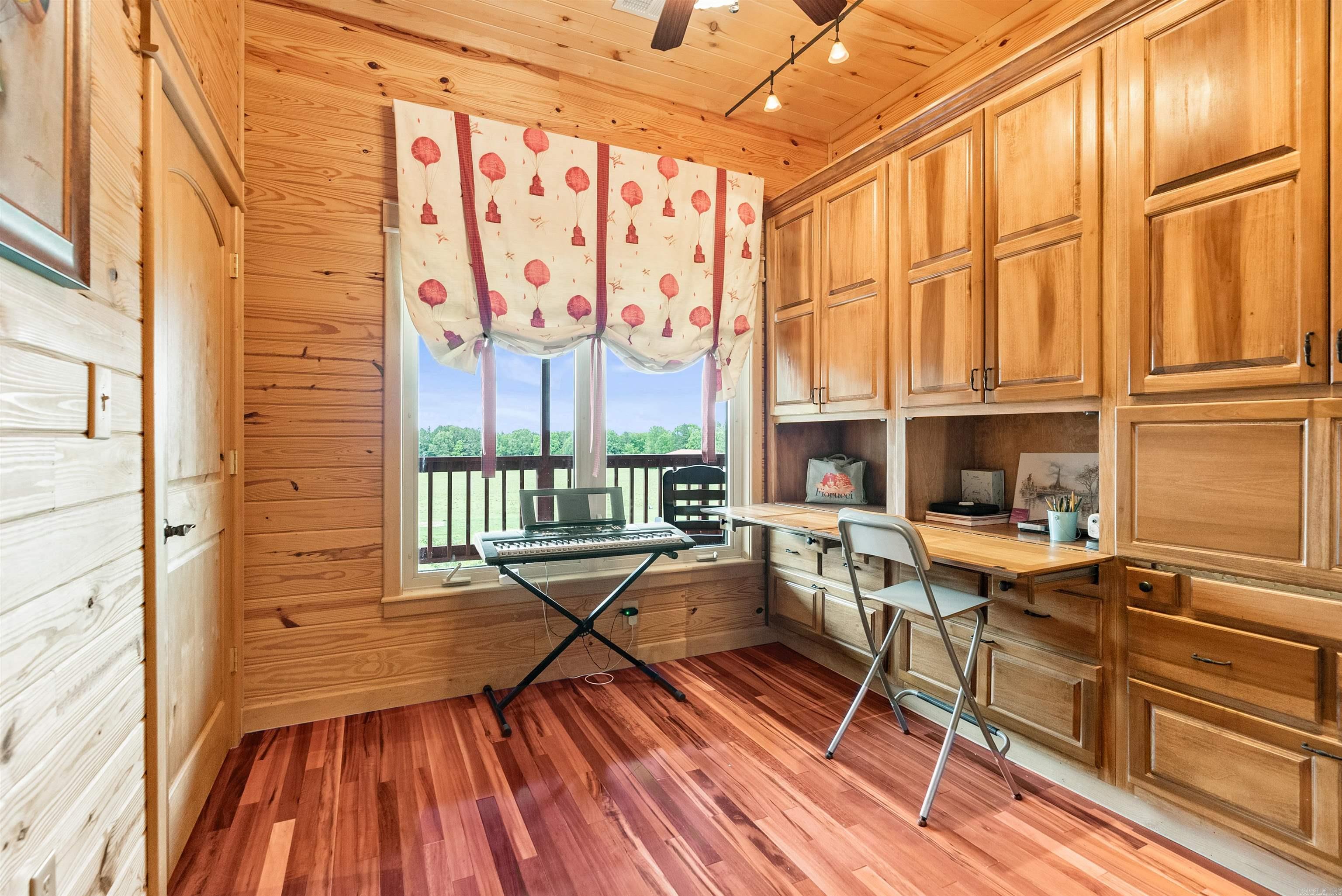 205 Spring Road