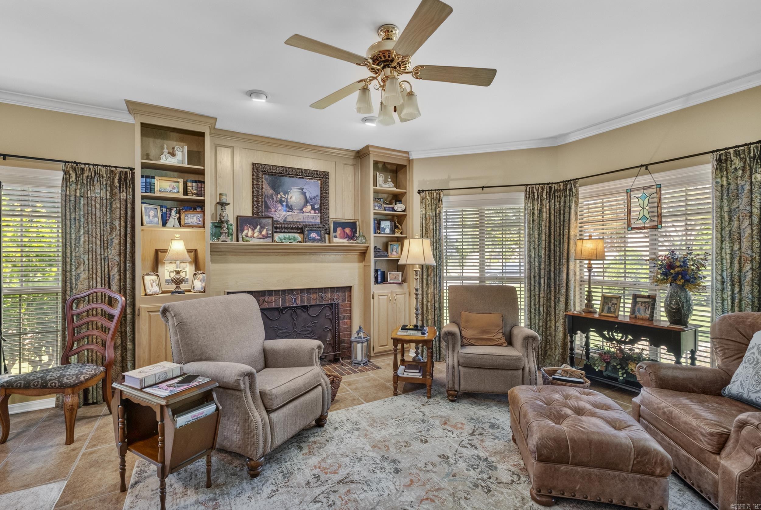 601 Live Oak